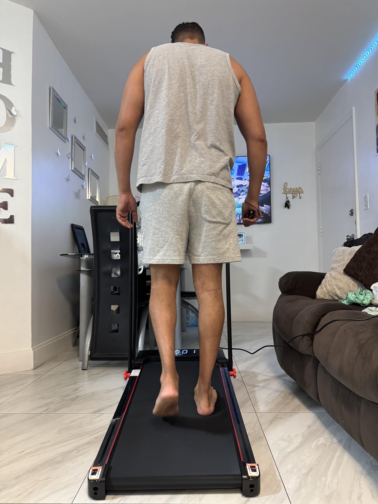 Walking Pad Treadmill with Incline 8% & Decline -1.5% 4 Level, Under Desk Treadmill for Home, 2.5HP Quiet BLDC EvoDrive Portable Walking Pad customer photo 1