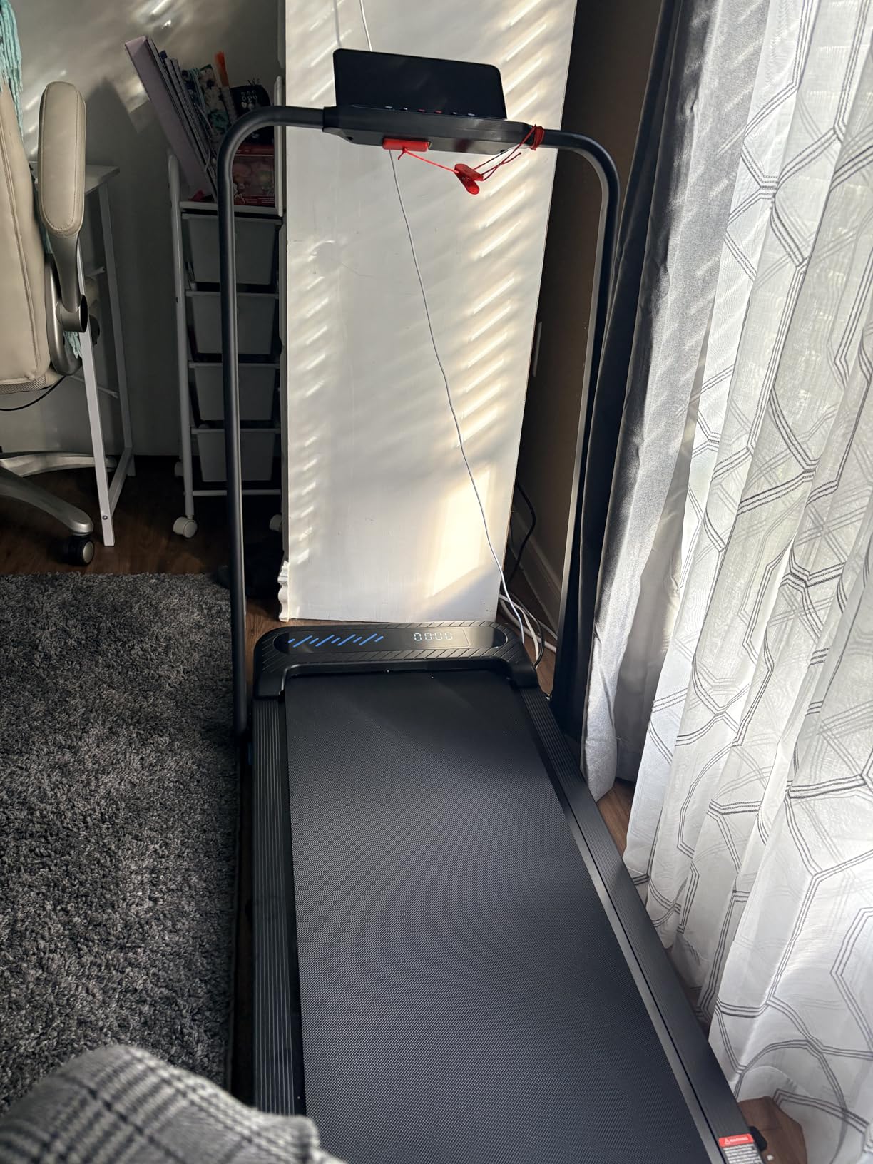 Cardirun Walking Pad with Incline and Handle Bar, Foldable Treadmills for Home Small Spaces, 3.0HP Quiet Compact Treadmill, Portable Under Desk Treadmill with LED Display, App & Remote Control customer photo 1