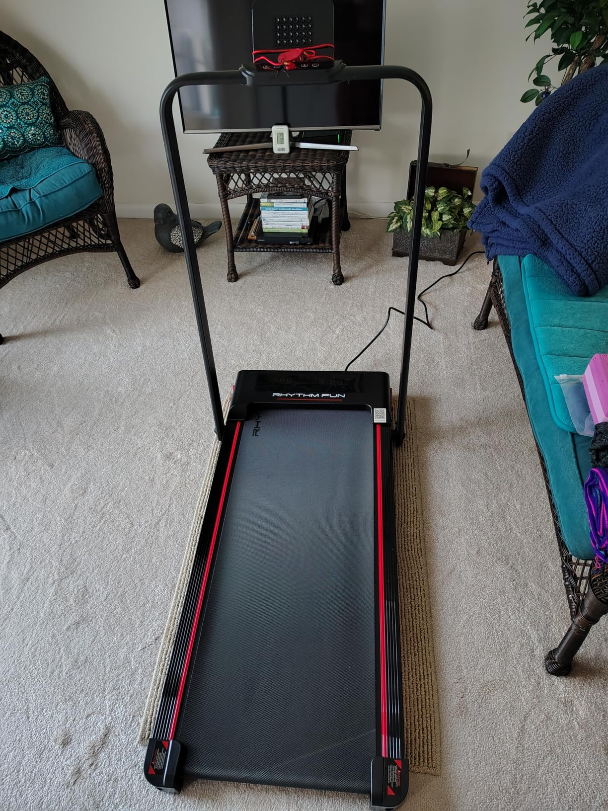 RHYTHM FUN Treadmill with Incline, Walking Pad with Handle Bar, 300lbs Walking Pad with APP, Portable Folding Walking Treadmills for Home/Office with Low Noise customer photo 1