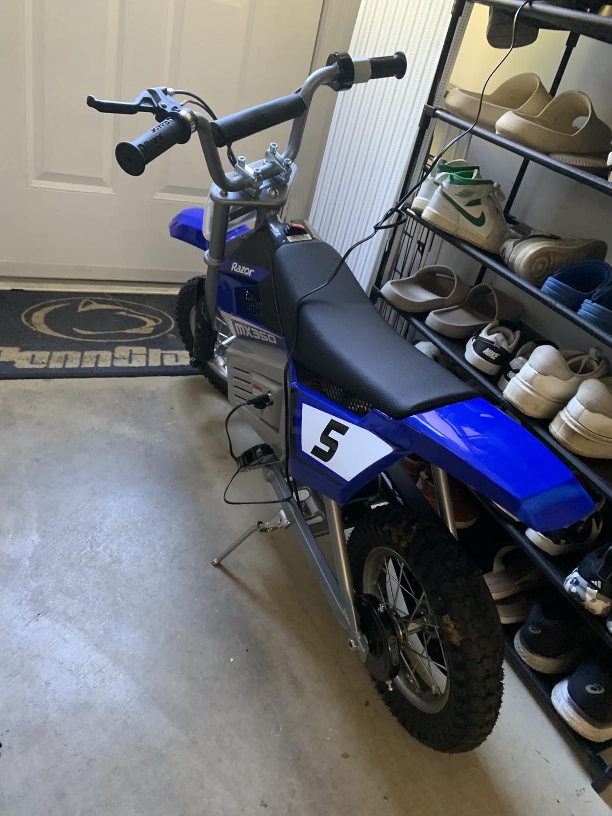 Razor MX350 Dirt Rocket Kids Ride On High-Torque 24V Electric Toy Motocross Motorcycle Dirt Bike, Speeds up to 14 MPH | Iconic Wheeled Ride-On For Kids Age 8+ | High Torque, Rear Chain Drive | 350W/24V Motor | Up To 14 MPH, 30 Mins; 140 Lbs customer photo 1