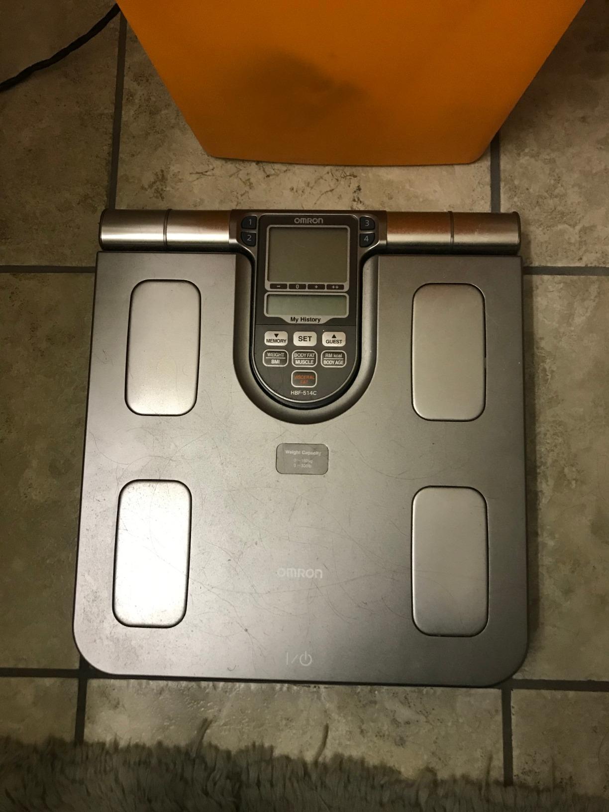 Omron Body Composition Monitor & Scale (up to 330 pounds) | Track Skeletal Muscle Mass Loss/Gain, Weight, Visceral Fat, BMI and More (Non-Bluetooth) customer photo 2
