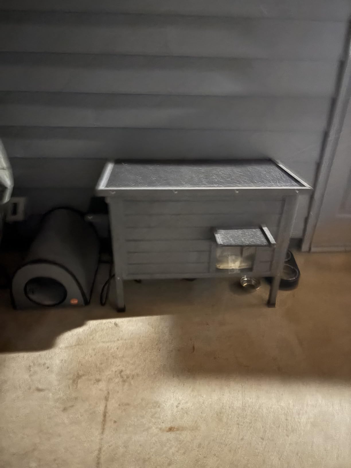 K&H Heated Cat House, Thermo Mod Kitty Shelter Outdoor, Safety Listed, 25W | Heated Cat House for Outside, Weatherproof Shelter for Ferals, Insulated with Smart Thermostat, Washable Cover, Tan customer photo 1