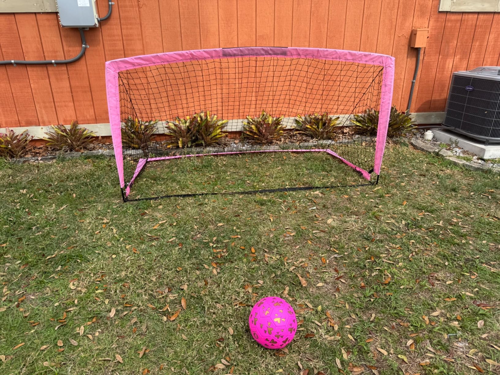 Franklin Sports Blackhawk Backyard Soccer Goal - Portable Pop Up Soccer Nets - Youth + Adult Folding Indoor + Outdoor Goals - Multiple Sizes + Colors customer photo 2