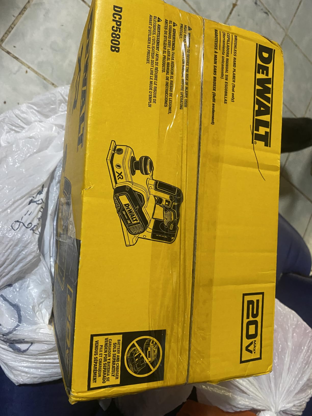 DEWALT 20V MAX Planer, 30,000 Cuts Per Minute, 2 mm Cut Depth, Brushless Motor, Bare Tool Only (DCP580B) customer photo 2
