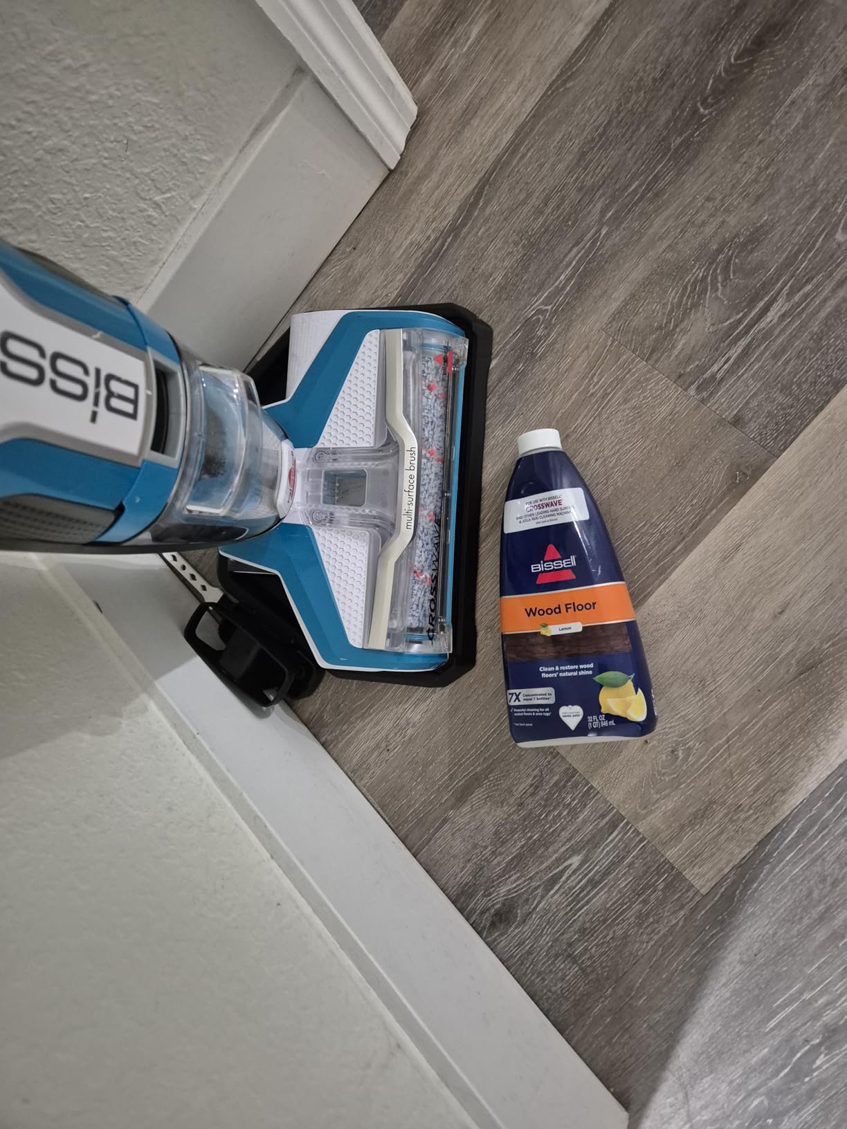 Bissell CrossWave & SpinWave Wood Floor Cleaning Formula, 32 oz, Dissolves Dirt, Grime, and Sticky Messes, Safe on Sealed Floors, Lemon customer photo 1