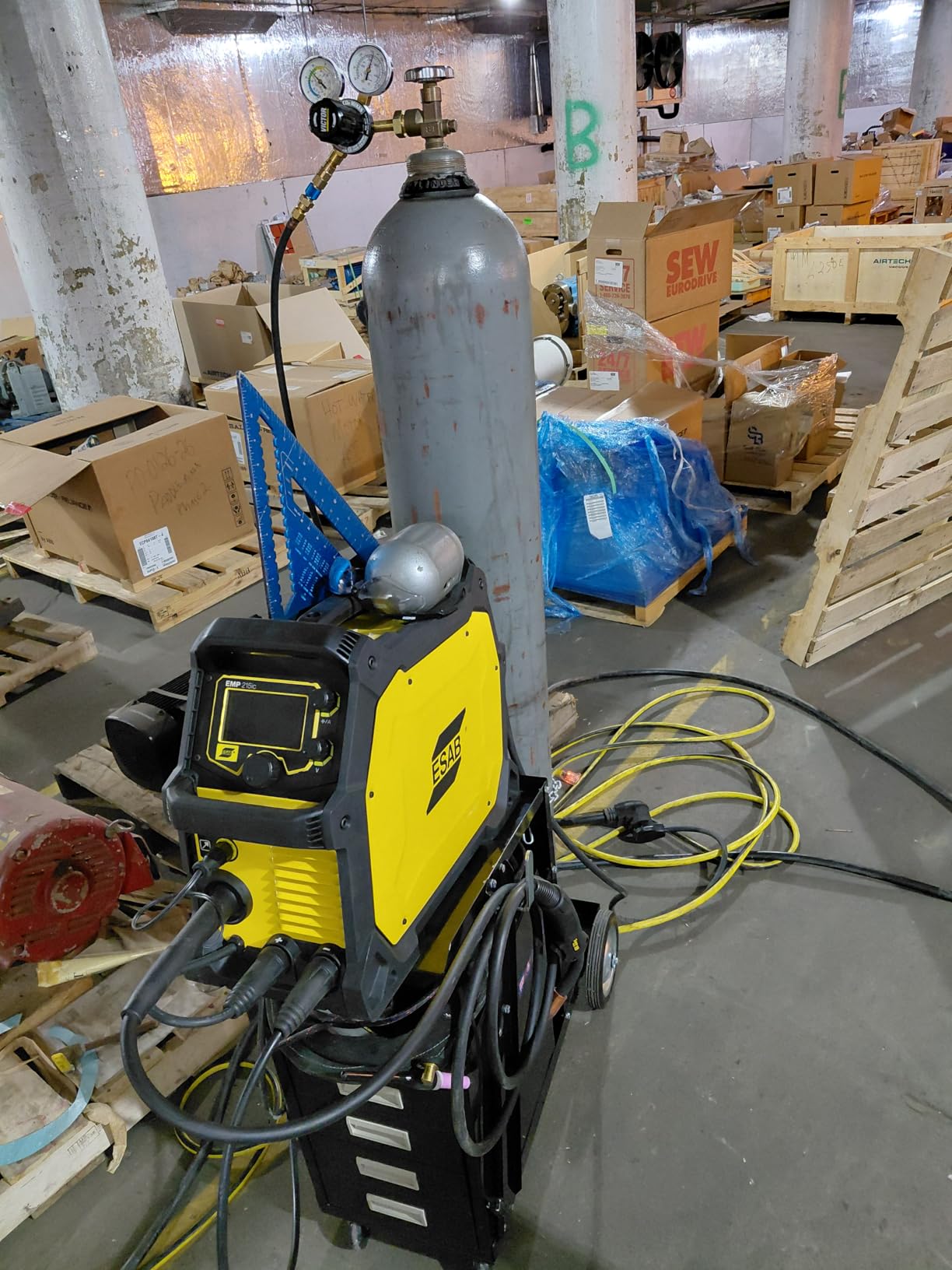ESAB Rebel EMP 215ic Multi-Voltage MIG/Stick/TIG Welder - 120/230V 5-240A Output customer photo 1
