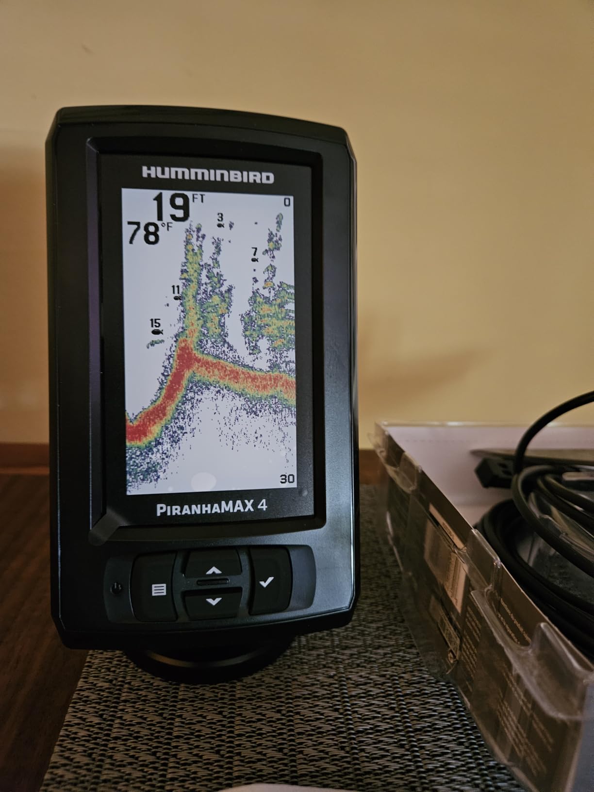 Humminbird 410150-1 PiranhaMAX 4 Fish Finder customer photo 1