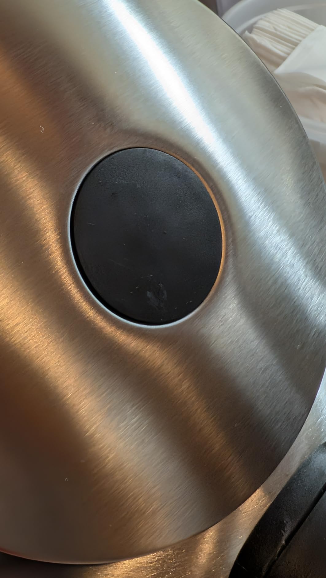 Amazon Basics Electric Stainless Steel Kettle for Tea and Coffee, 1 Liter, 1500W customer photo 2