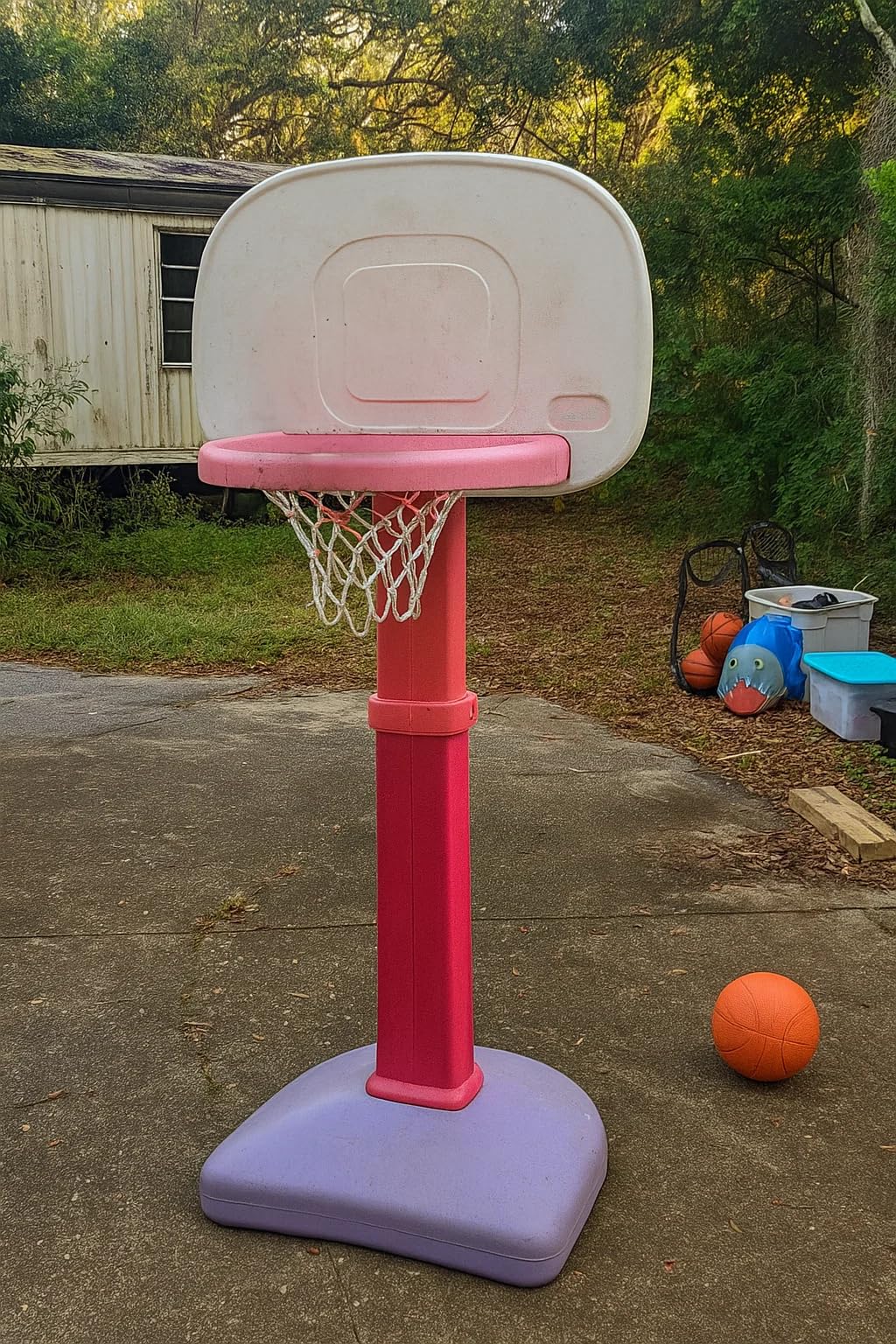 Little Tikes Easy Score Basketball Set, Pink- Amazon Exclusive 22.00 L x 23.75 W x 61.00 H Inches customer photo 1