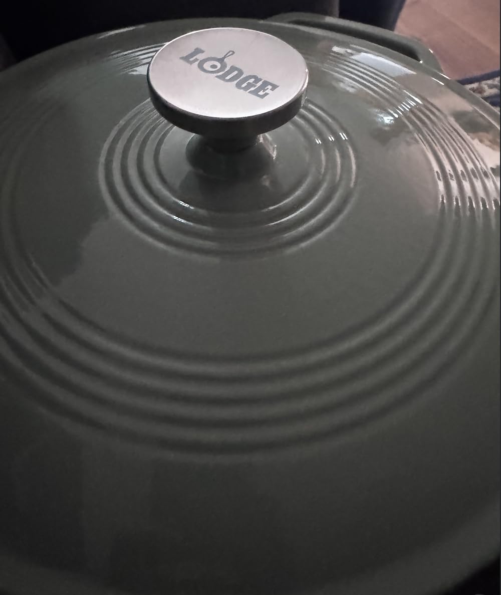 Lodge Essential Enamel Braiser - 3.6 Quart, Oyster White customer photo 1