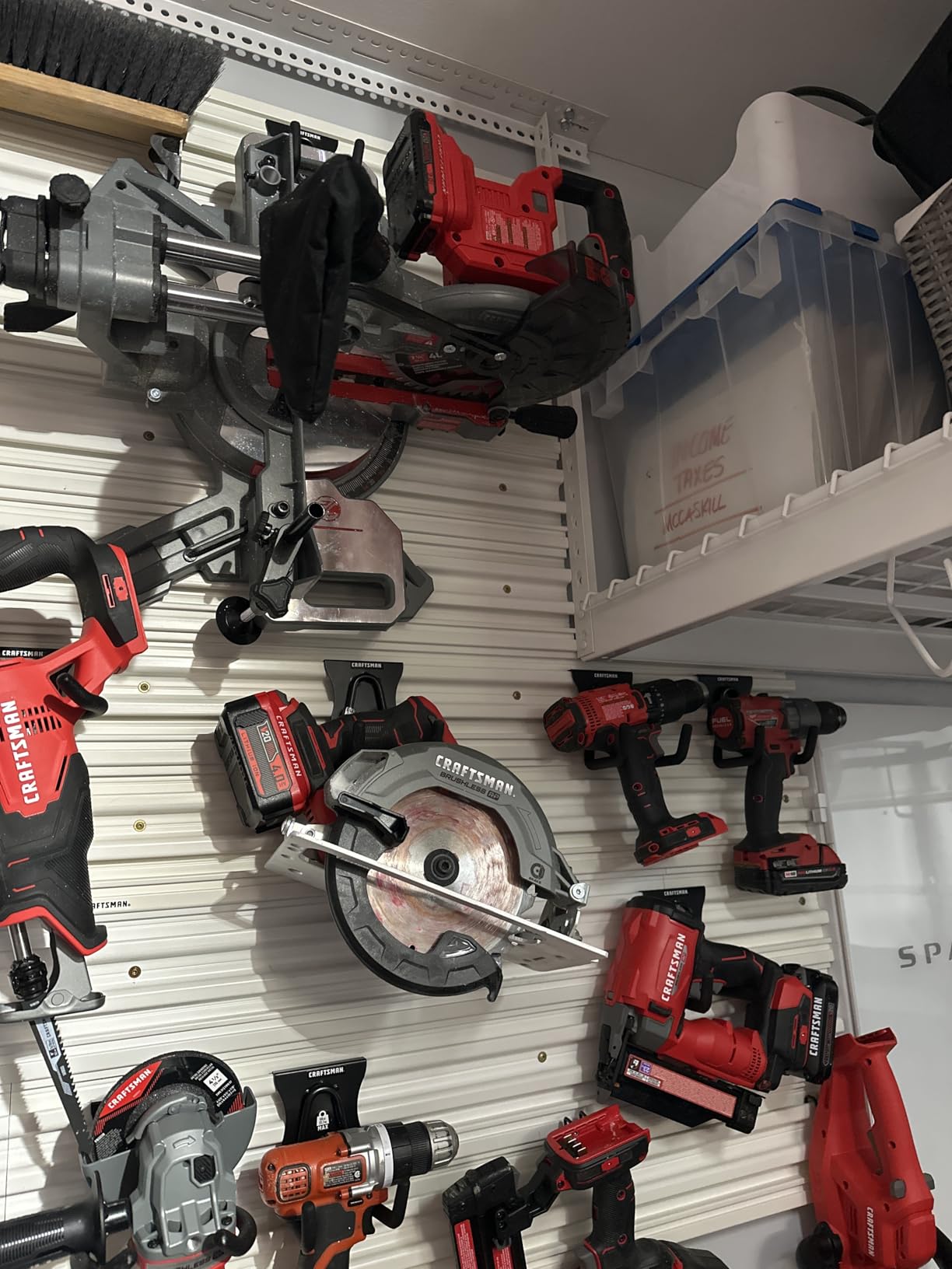 CRAFTSMAN V20 Cordless Sliding Miter Saw, 7-1/4 inch customer photo 1