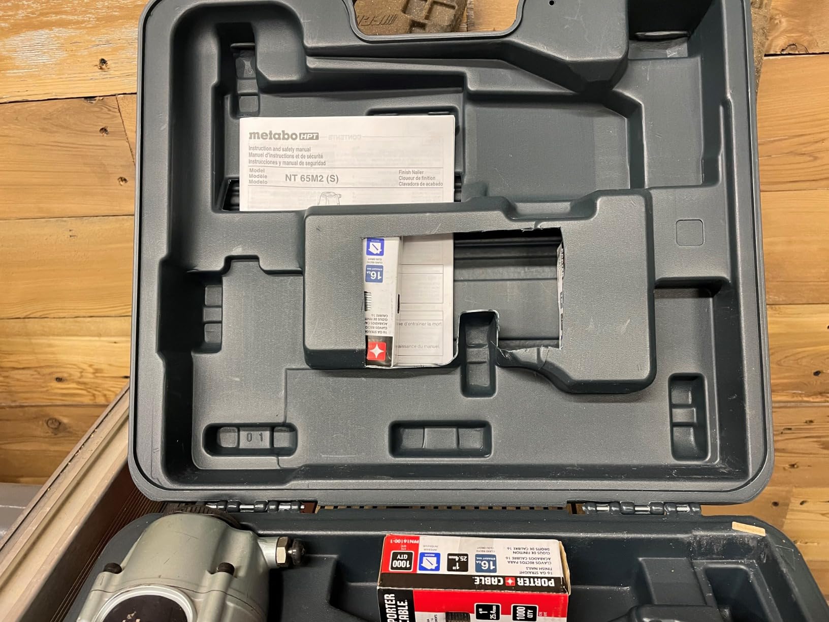 Metabo HPT Finish Nailer with Air Duster, 16 Gauge, 1 to 2-1/2 Inch Finish Nails, NT65M2S customer photo 1