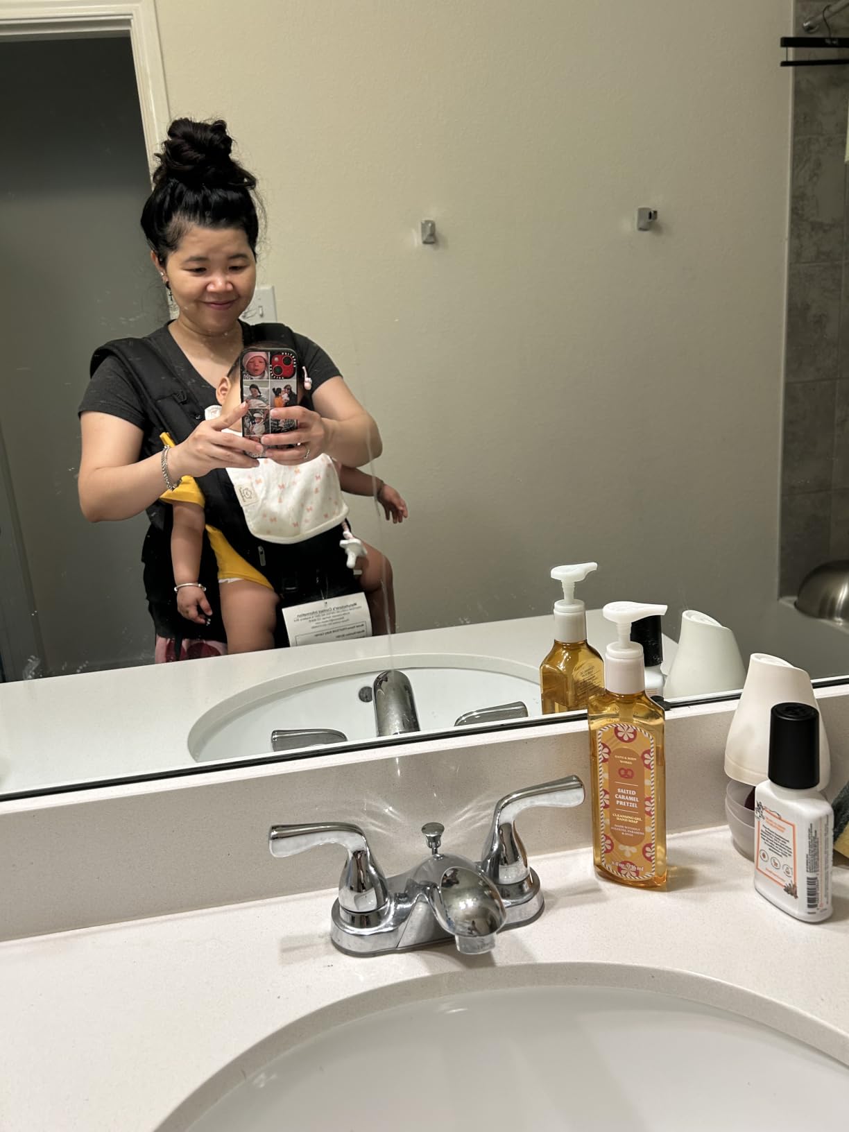 FRUITEAM Safety-Certified Baby Carrier with Hip Seat Newborn to Toddler | One Size Fits All, 6 Carry Positions, Cozy and Breathable Baby Carrier with Ergonomic Hip Support, H-Straps, All Seasons customer photo 2