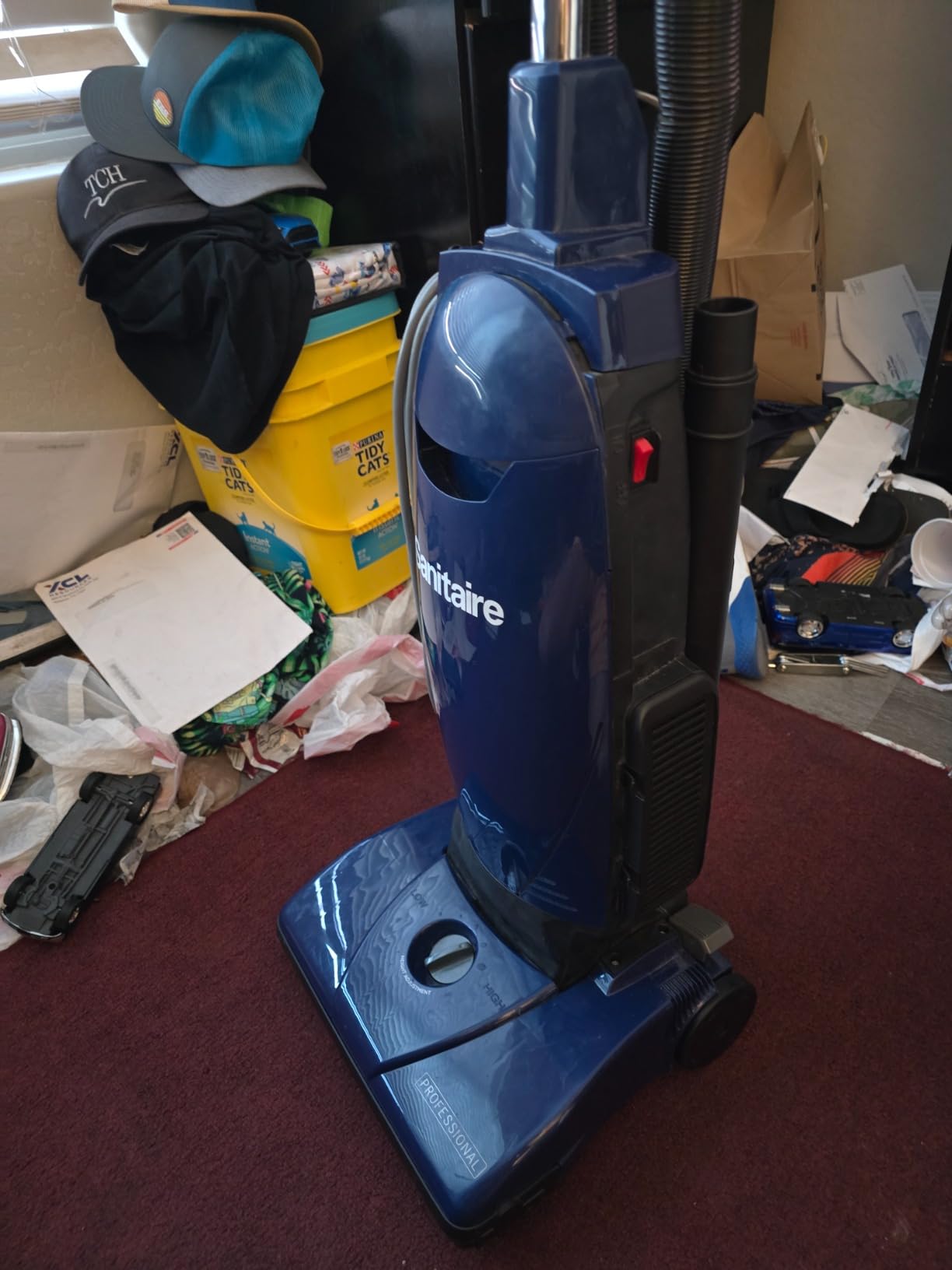 Sanitaire Professional Bagged Upright Vacuum with On-Board Tools, SL4110A customer photo 2