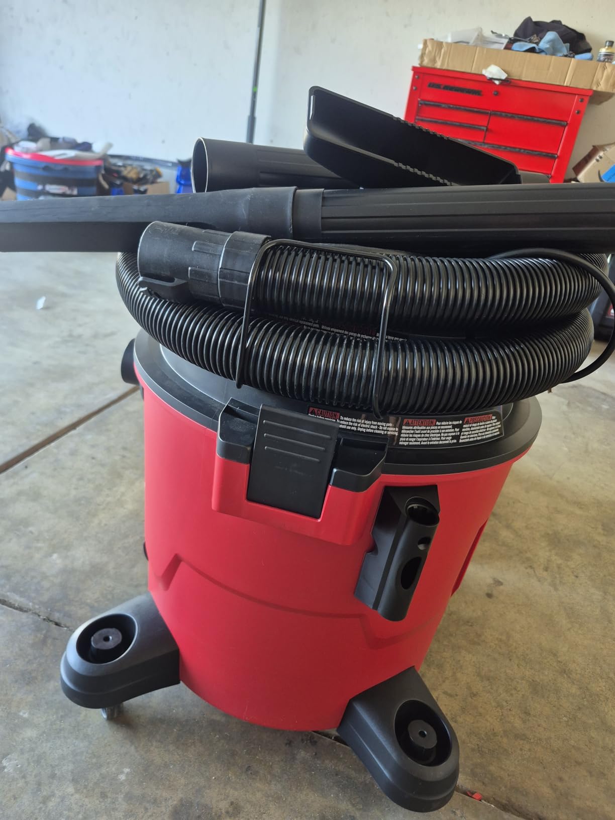 Vacmaster VJH1211PF 1101 12-Gal 5.5 Peak HP Heavy-Duty Wet/Dry Vac Red customer photo 2