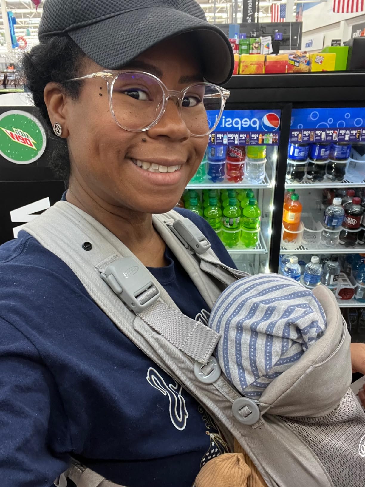 Infantino Cradle Me 4 in 1 Baby Carrier | Includes Newborn Mode with No Insert Needed Black Onyx customer photo 2