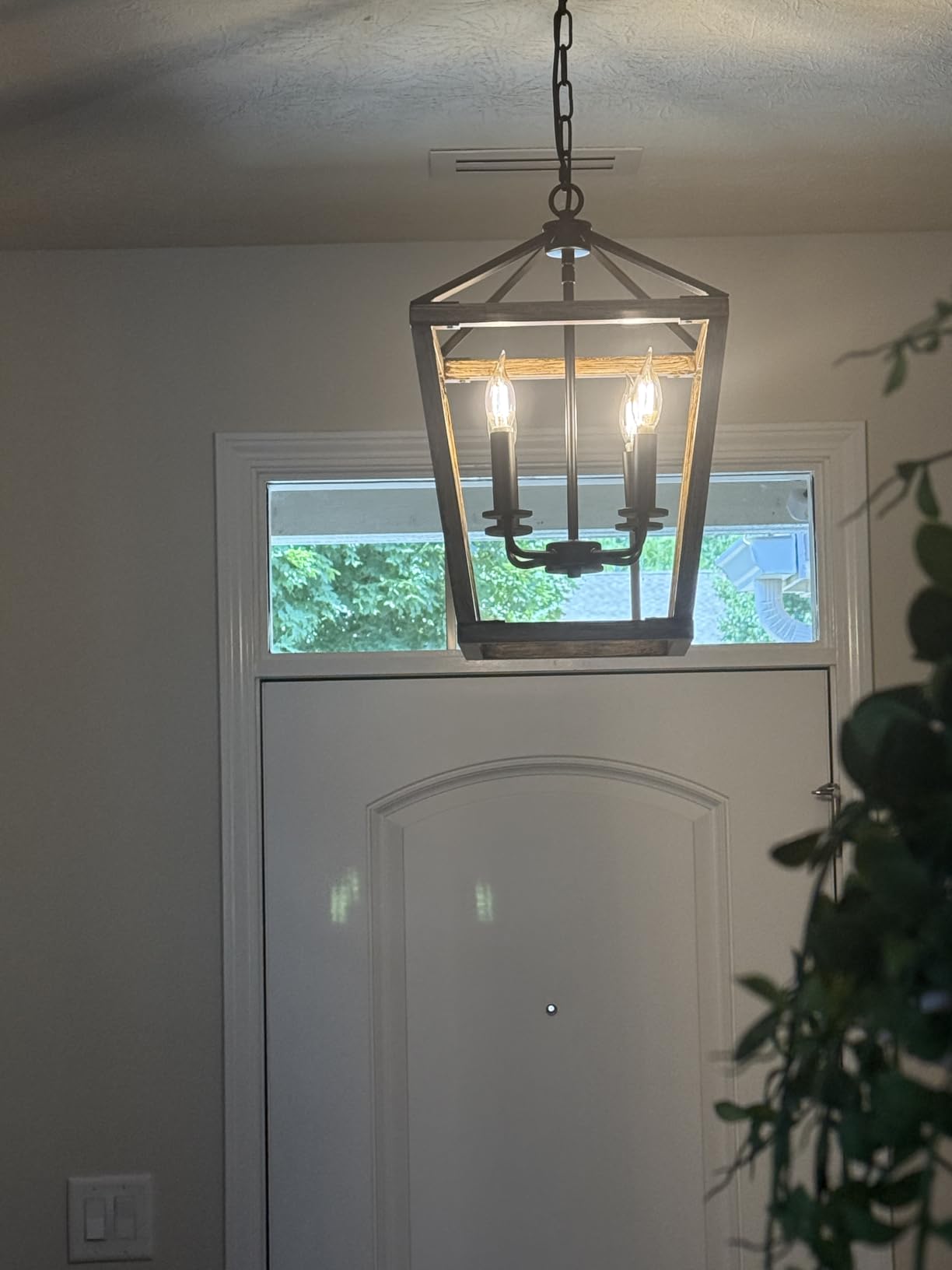 Farmhouse Chandelier Light Fixture for Kitchen Dining Room, 4-Light Rustic Pendant Hanging Ceiling Light Height Adjustable in Oak Wood Finish, Cage Lantern Lighting with E12 Base for Hallway Foyer customer photo 1