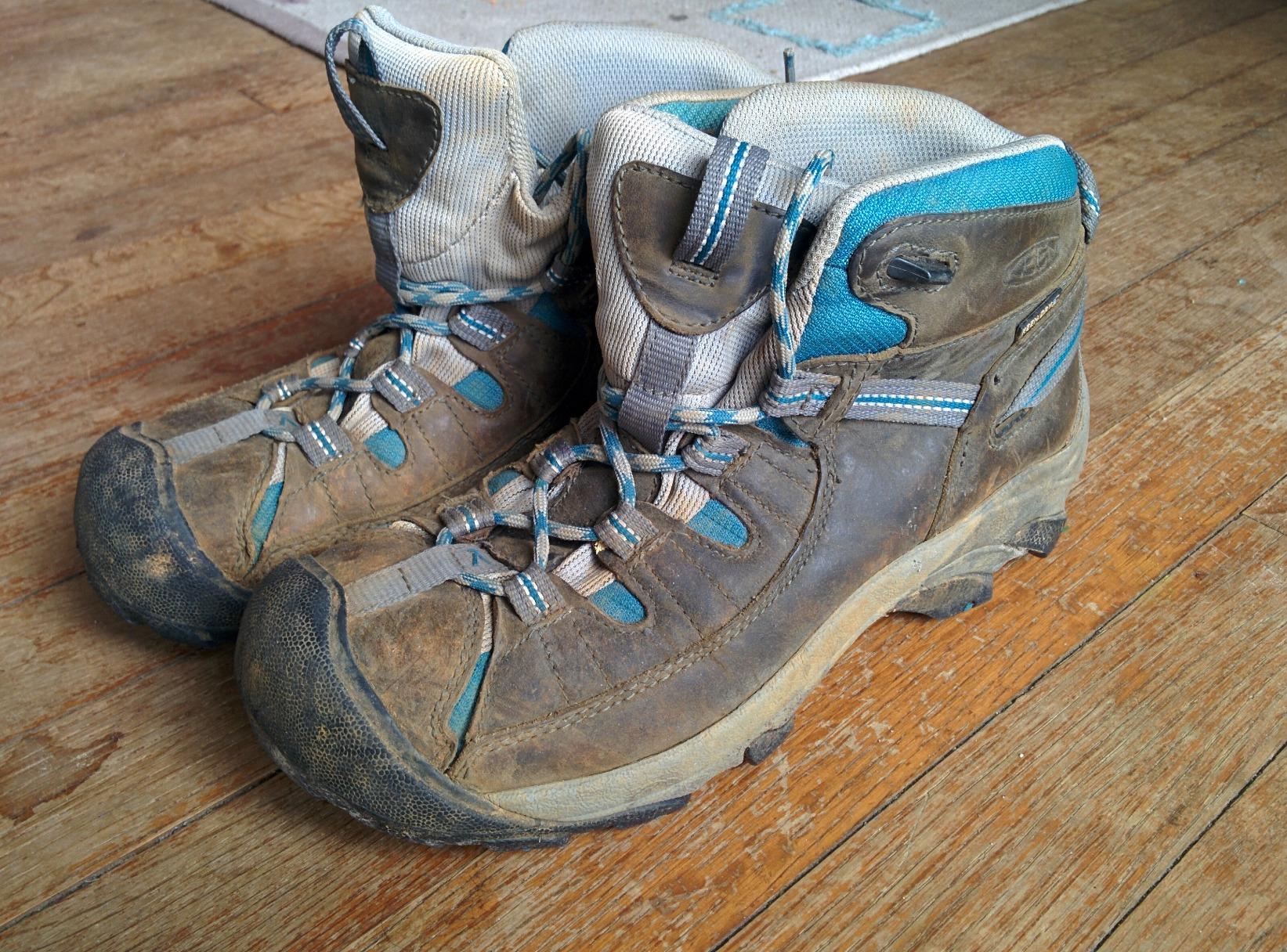 Keen Women's Targhee 2 Mid Height Waterproof Hiking Boots customer photo 2