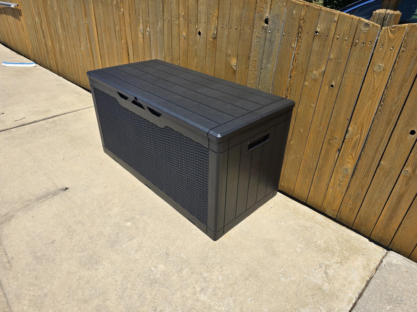 Devoko 100 Gallon Waterproof Large Resin Deck Box Indoor Outdoor Lockable Storage Container for Patio Furniture Cushions Garden Tools (100 Gallon, Black) customer photo 1