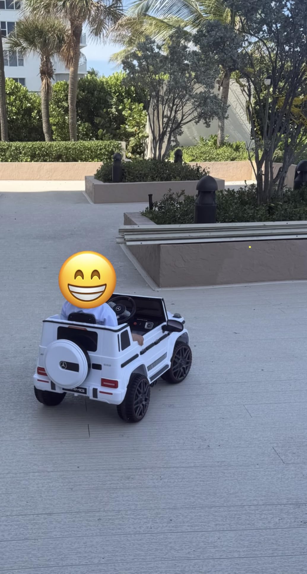 ANPABO 12V 7AH Licensed Mercedes-Benz G63 Electric Car for Kids, White | Parent remote control ride on car for toddlers with 3-speed, LED headlights, music & horn, soft start and low battery prompt customer photo 1