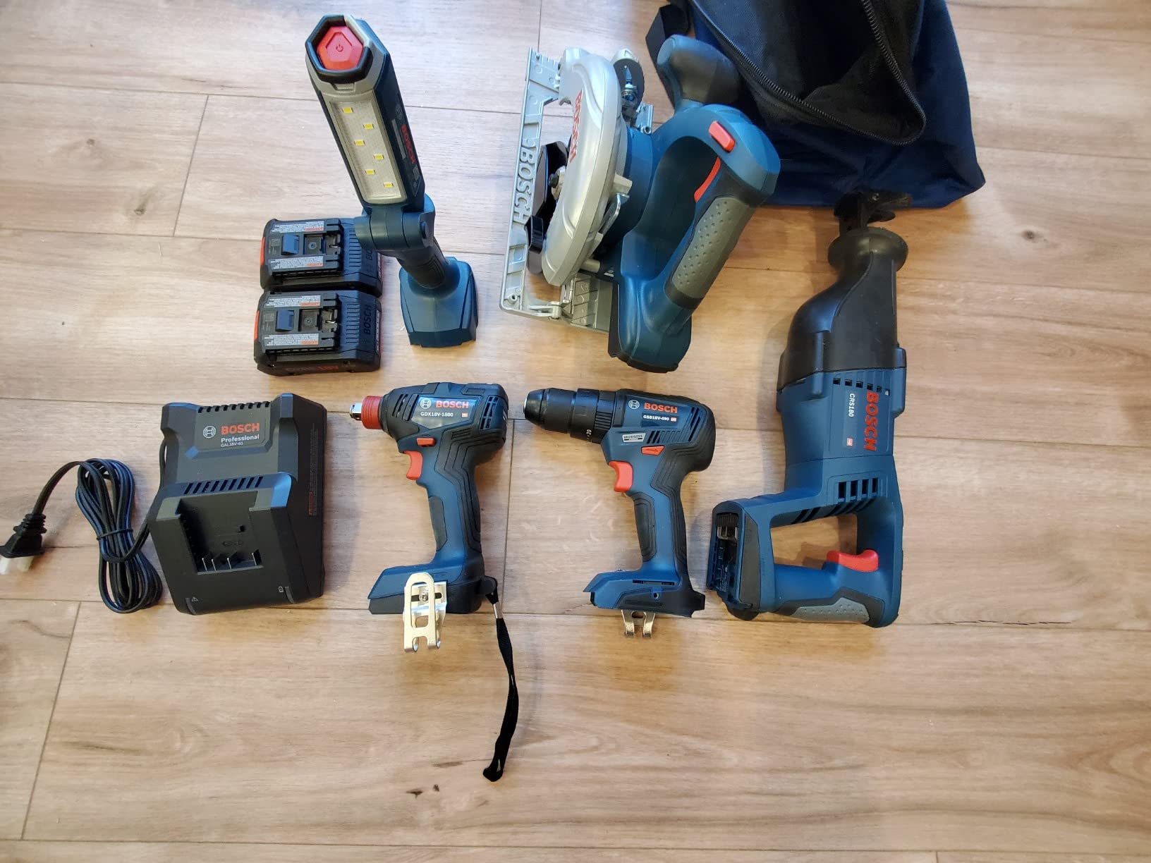 GXL18V-501B25 18V 5-Tool Combo Kit with 2-In-1 Bit/Socket Impact Driver/Wrench, 1/2 In. Hammer Drill/Driver, Reciprocating Saw, Circular Saw, LED Worklight and (2) CORE18V 4 Ah Compact Batteries customer photo 2
