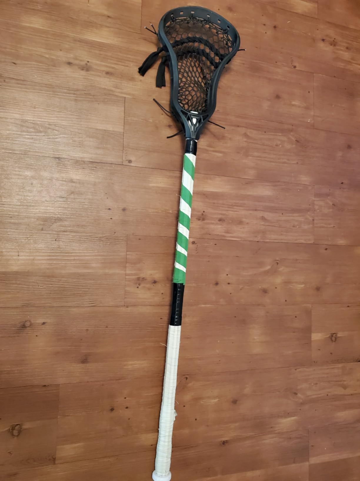 Silverfin Mens Complete Lacrosse Stick with Mesh Pocket | Youth Lacrosse Stick: Smooth, Lightweight & Durable with Sturdy Construction | Kids Lacrosse Sticks | Boys Lacrosse Stick customer photo 1