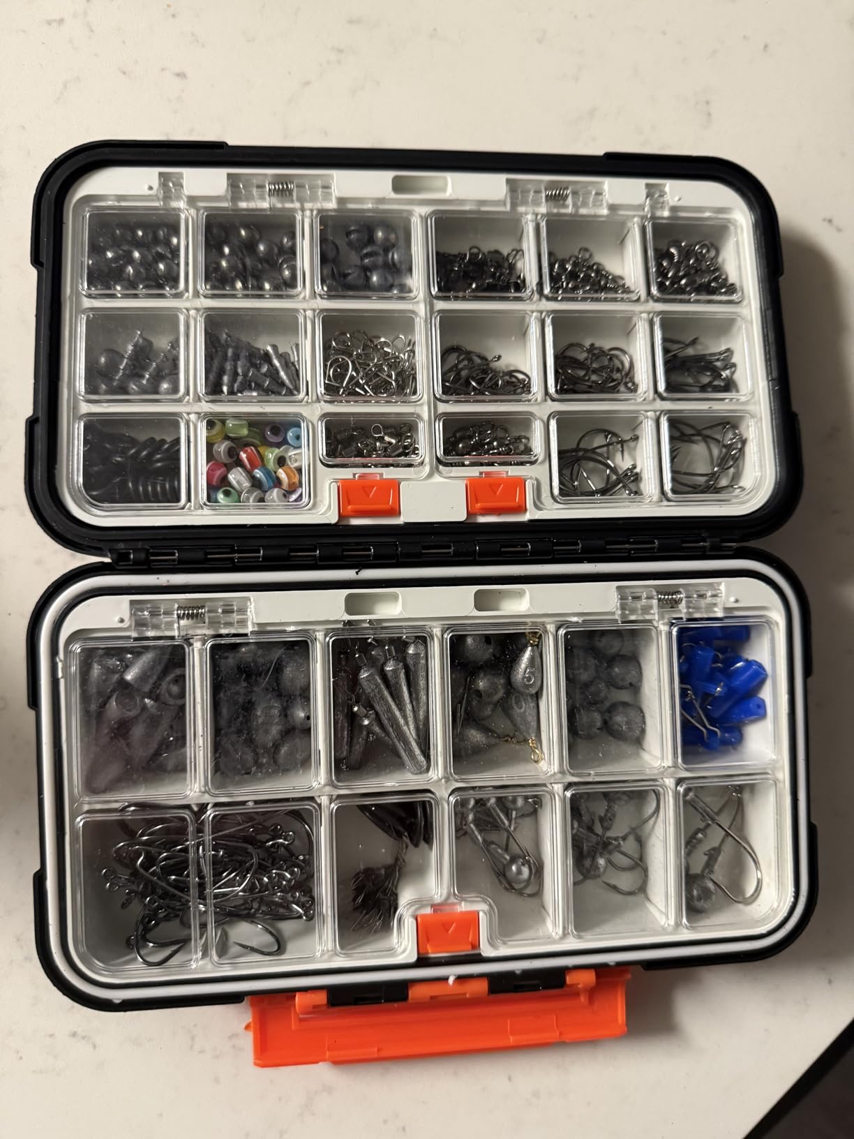 PLUSINNO 264/397pcs Fishing Accessories Kit, Organized Fishing Tackle Box with Tackle Included, Fishing Hooks, Fishing Weights Sinkers, Swivels, Beads, Fishing Gear Set Equipment for Bass Trout customer photo 2