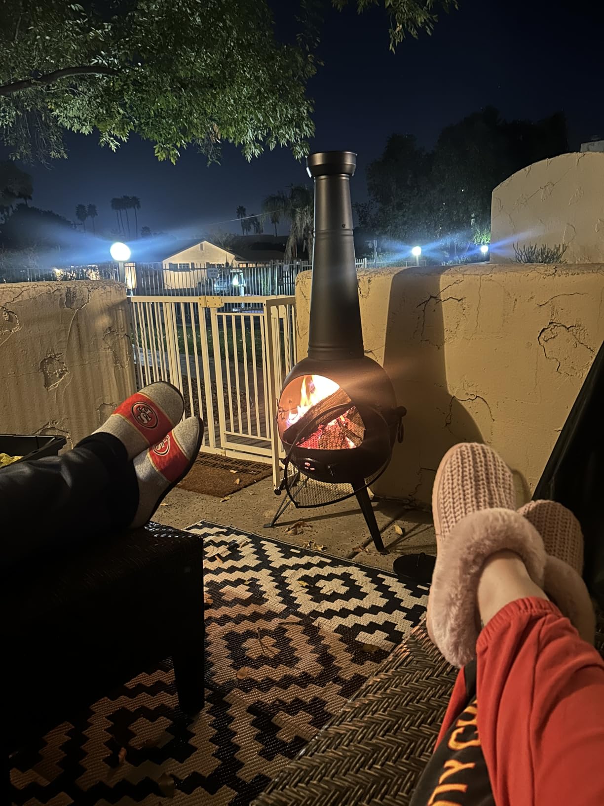 Prairie Fire Outdoor Chiminea Fireplace Deck or Patio Backyard Wooden Fire Pit with Chiminea Cover Rust-Free Iron Black customer photo 1
