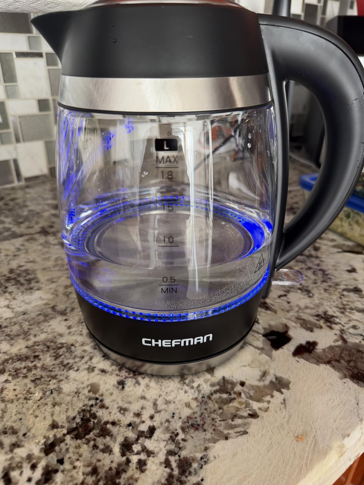 Chefman Electric Kettle, 1.8L 1500W Borosilicate Glass customer photo 1
