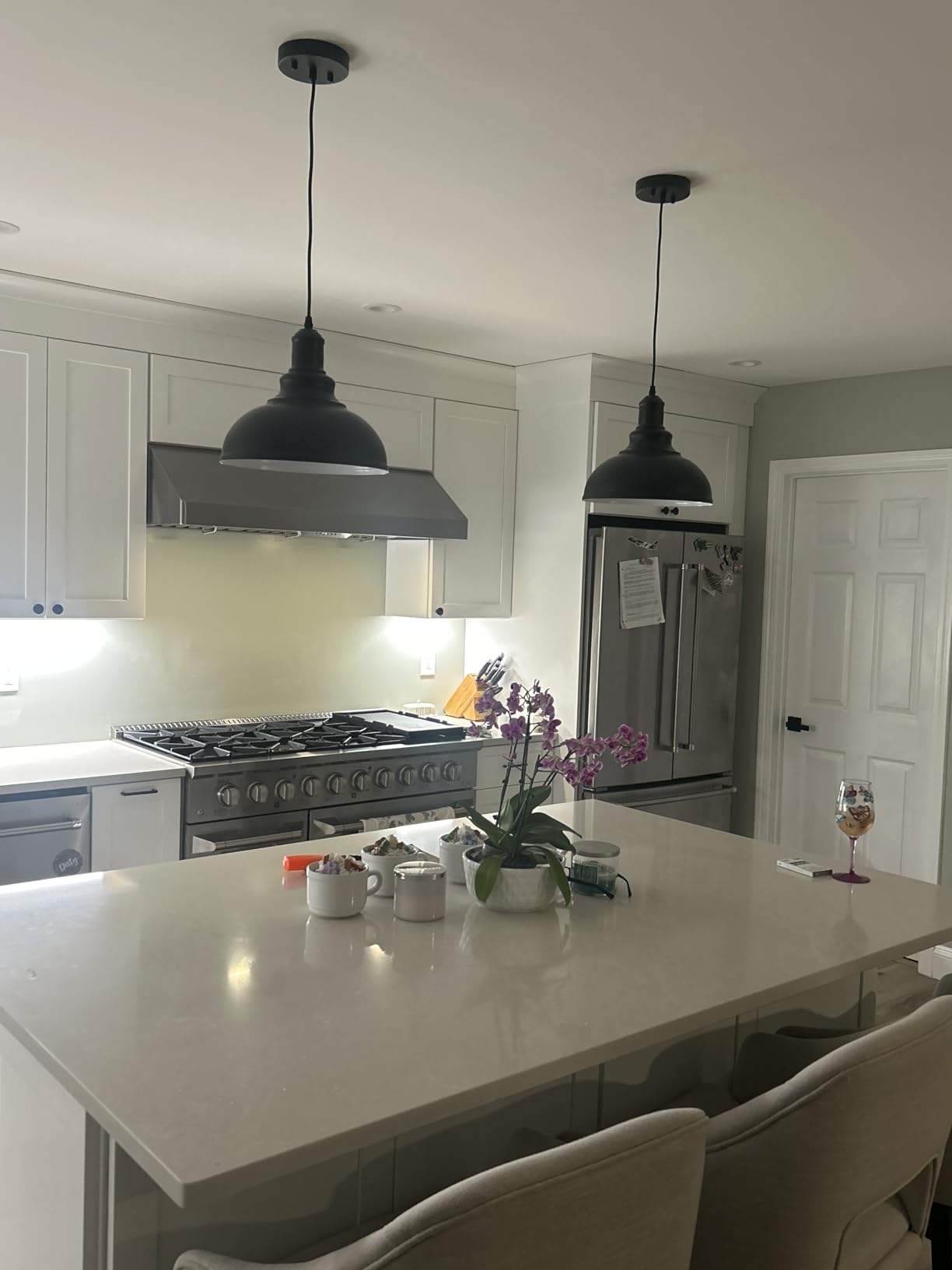 2PCS Matte Black Pendant Lights, Farmhouse Pendant Lamp with Metal Shade (White Inside), Industrial Pendant Lighting for Kitchen Island, Dining Room, Bedroom, Hallway customer photo 2