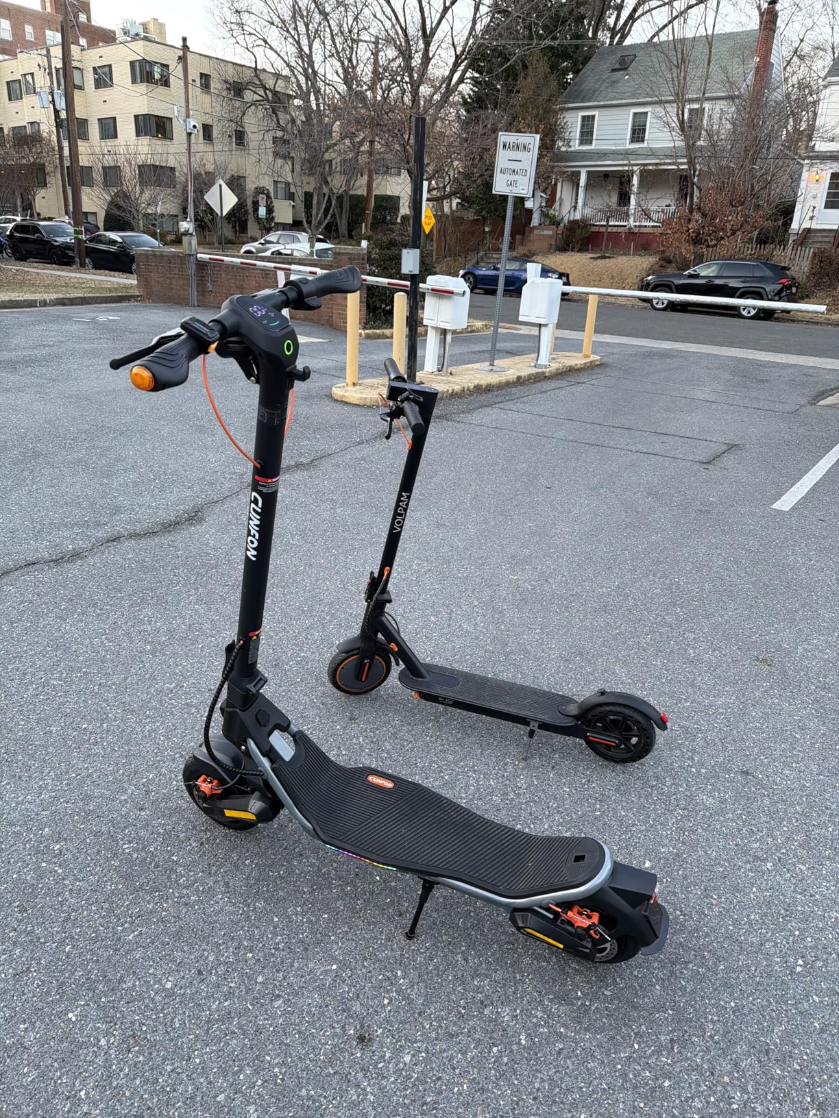 Electric Scooter- Electric Scooter for Aults,800/1000/1600W Peak,up to 19/25/31MPH,25-50Miles Range,220-330lb Load,Foldable E-Scooter for Adult Teens with Damping Adjustable Suspensions,Turn Signals customer photo 1