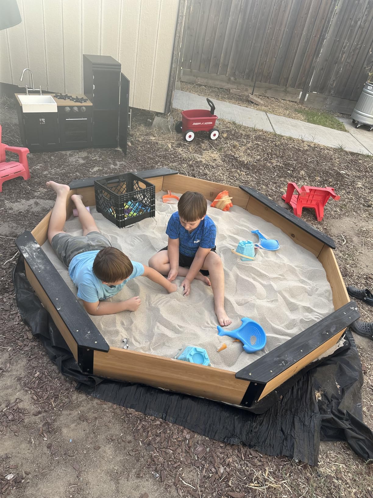 85''x78''x9'' Octagon Sandbox with Cover for Kids Outdoor Play, Wood Large Sandpit with 4 Benches, Quick Easy Install, US. Patented customer photo 1