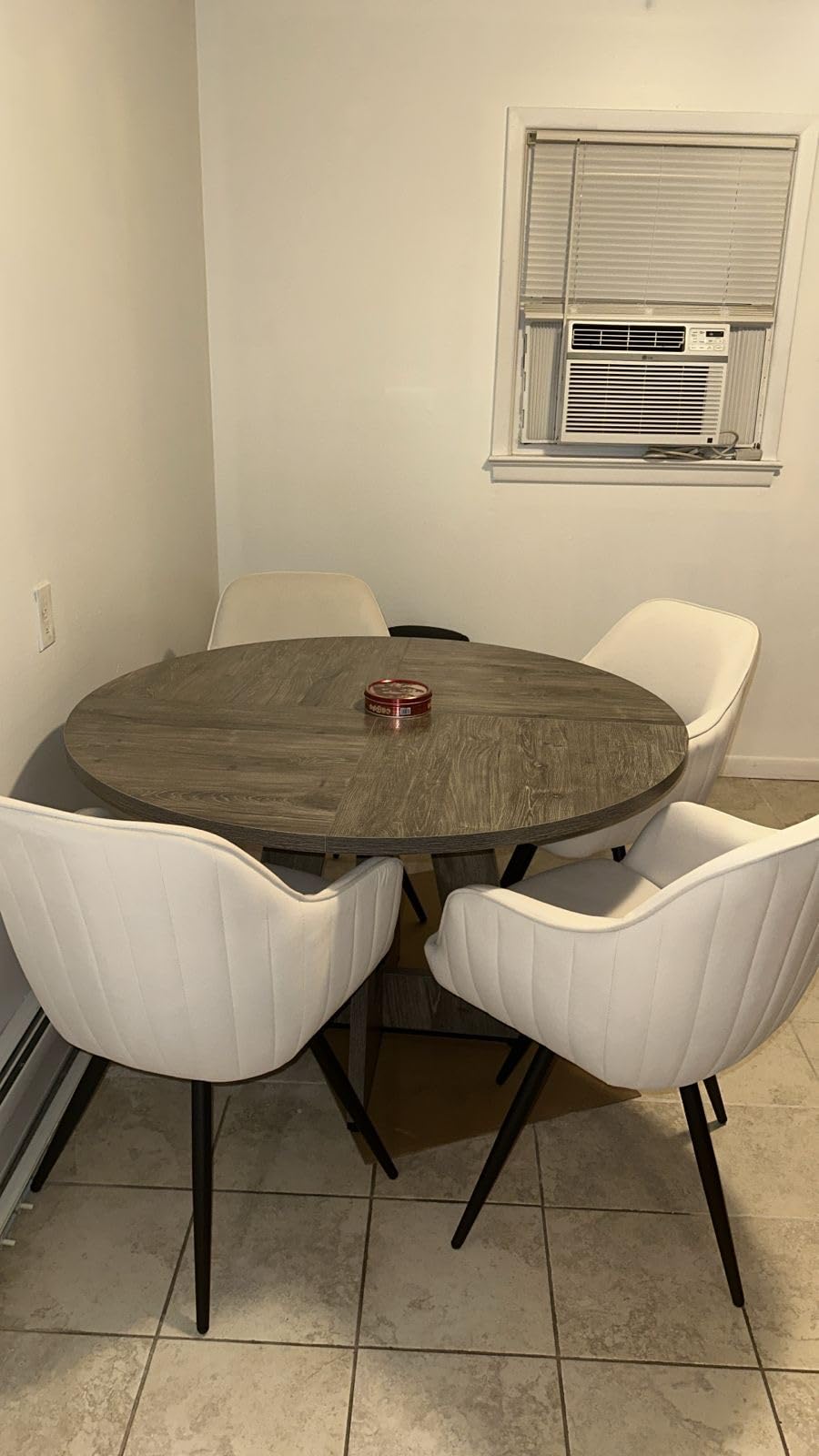 Tribesigns Farmhouse Dining Table, 47 Inch Round Dinner Table for 4, Rustic Round Dining Room Table for Home Dining Room Living Room customer photo 1