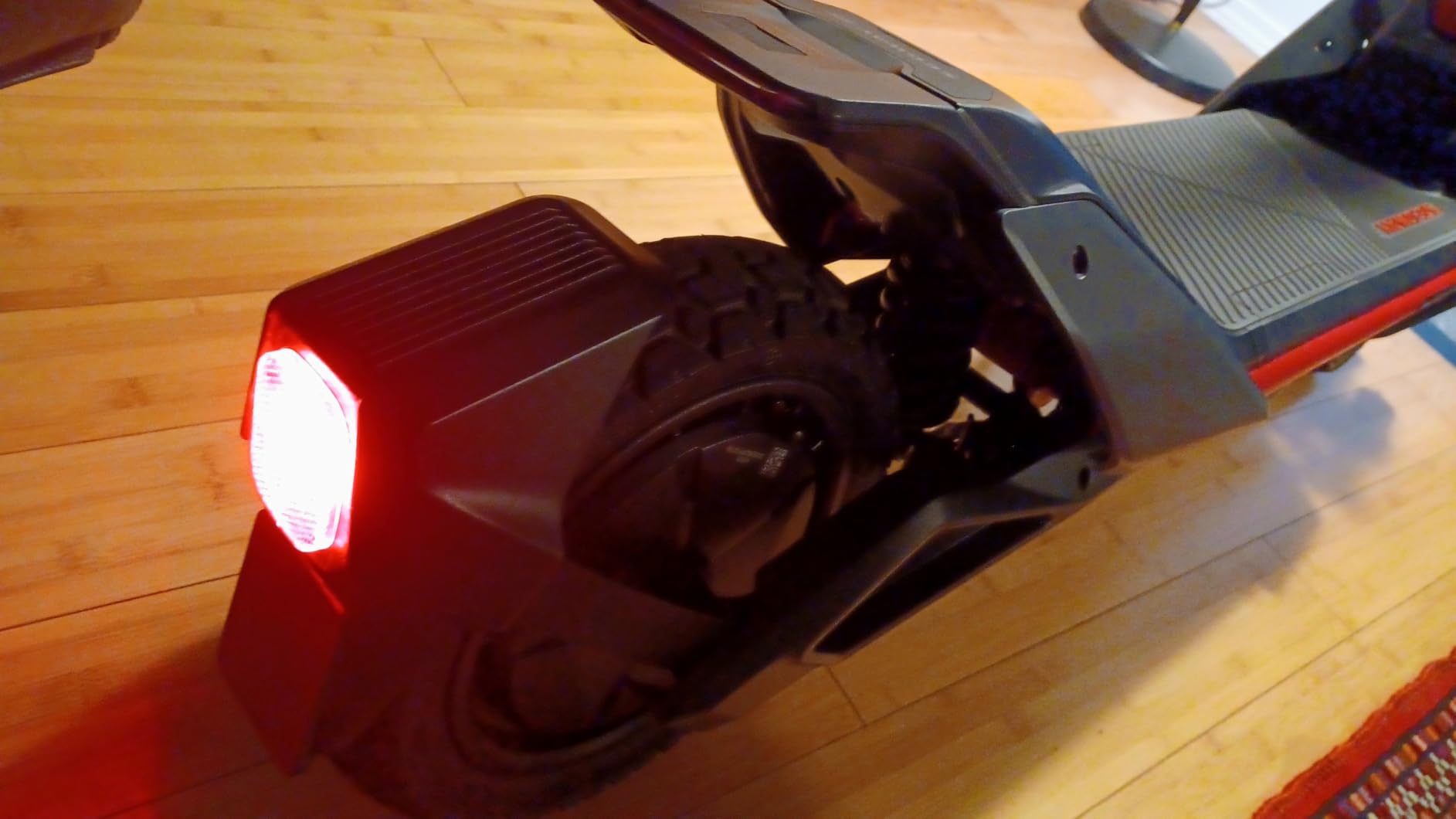 Segway ZT3 Pro Electric Scooter, Up to 24.9 MPH, 43.5-Mile Range, Dual Suspension, Flash Charge, 1600W Peak Motor, Off-Road Scooter for Adults customer photo 2