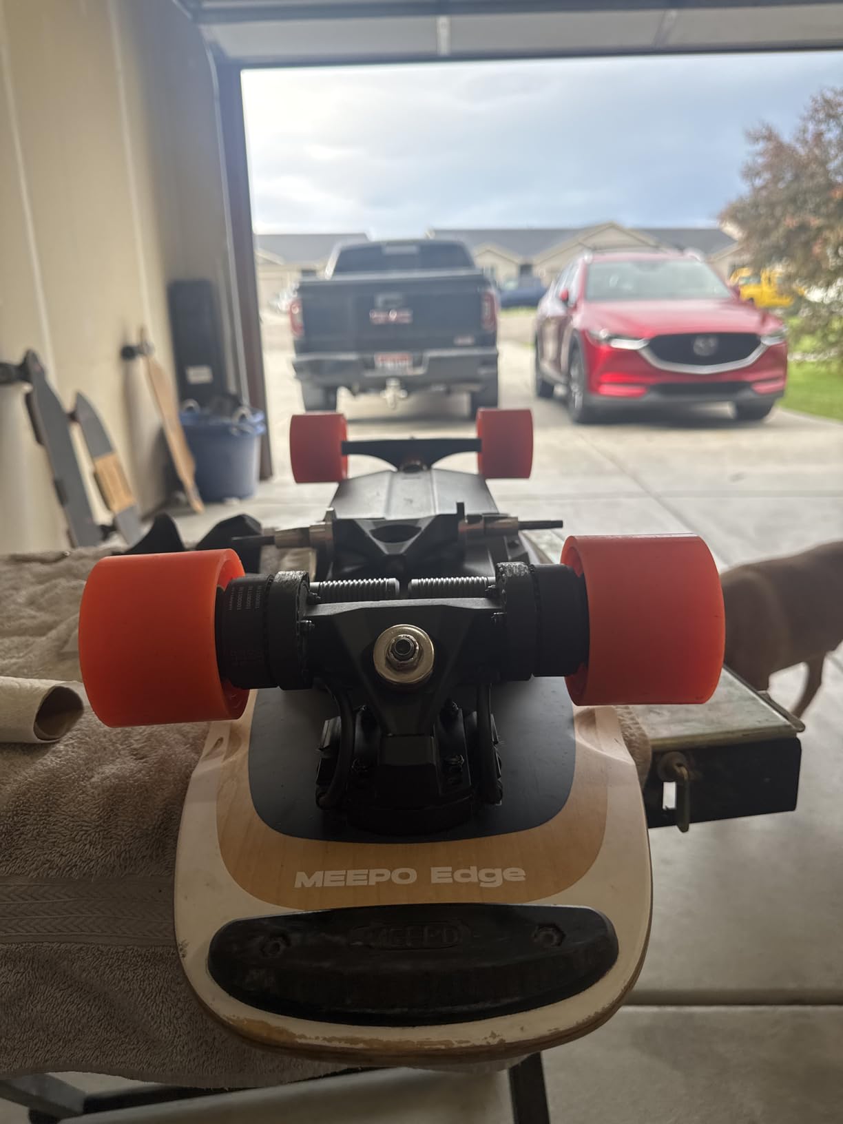 Meepo Mini Series Electric Skateboard with Remote, Up to 26-32 MPH Top Speed, 11-24Miles Range, 330 Pounds Max Load, 30-34 Inches Maple Cruiser for Adults and Teens, Mini5 MINI3 Max Edge Flow customer photo 2