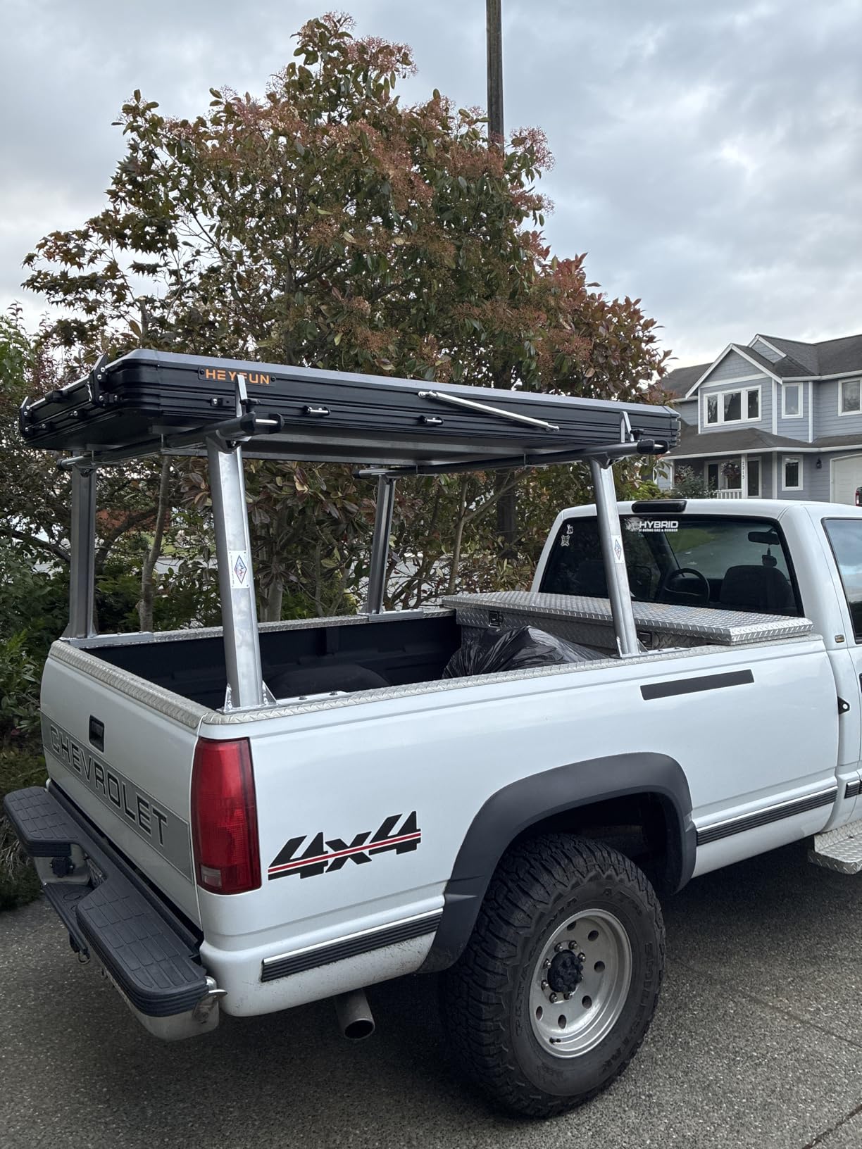 Adventurer Pro Rooftop Tent Hard Shell with Side Awning & LED Light Strip, 2-3 Person Roof Top Tent for 4 Season Camping, Aluminum Pop Up Roof Tent customer photo 1