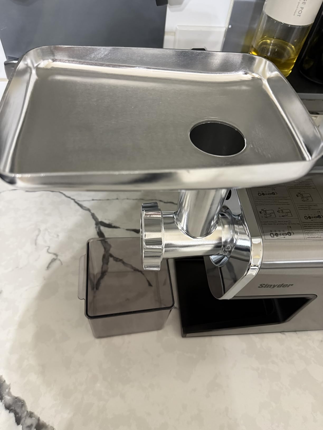 Sinyder Electric Meat Grinder 3000W Max Stainless Steel Mincer | Pure Copper Motor, Metal Gears, Stainless Steel Body, 2 Blades & 3 Grinding Plates, Sausage Stuffer Tubes & Kubbe Kit customer photo 1