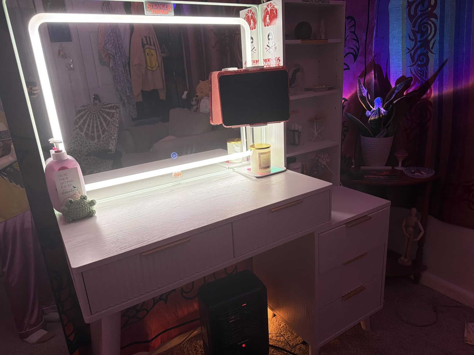 Vanity Desk with Mirror and Lights, Makeup Vanity Desk with Power Outlet, Makeup Desk with 5 Drawers&Storage Shelves, Vanity Table 3 Color Modes Adjustable Brightness Dressing Table Set for Bedroom customer photo 1