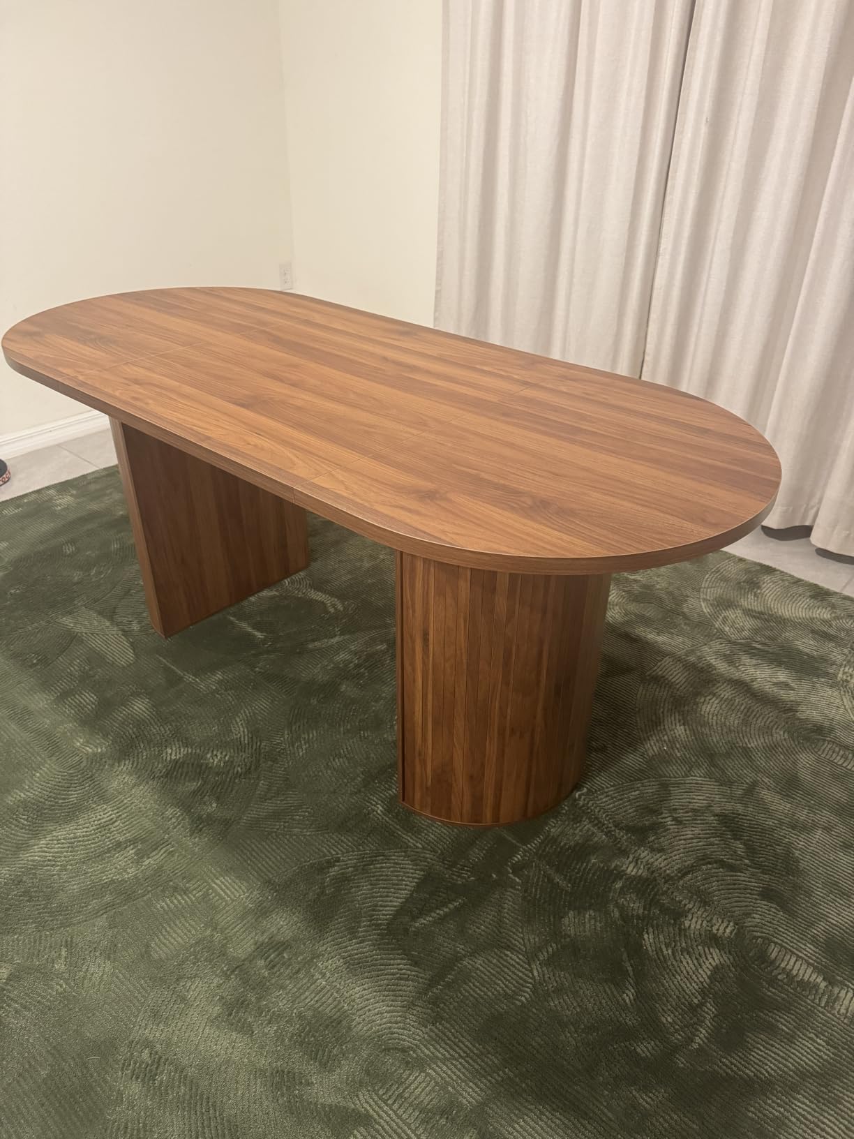 70.8 Inch Dining Table for 4-6 People, Oval Kitchen Table with Semi-Cylindrical Legs Base, Modern Farmhouse Round Dinner Tables for Dining Room Kitchen Living Room (Walnut) customer photo 2