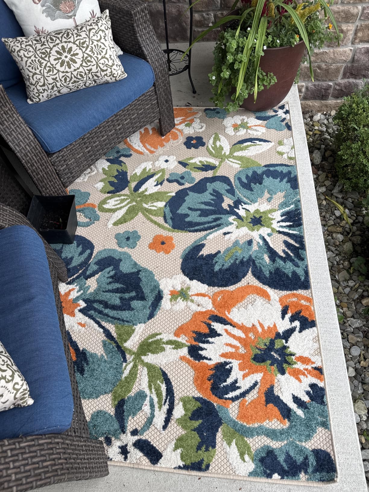 Rugshop Bergamo Machine Washable Indoor/Outdoor Area Rug Multi 2' x 3' | Floral, Rectangular, Patio, Deck, Porch, Balcony, Backyard, Garden, Poolside, Sunroom, Outdoor Living customer photo 2
