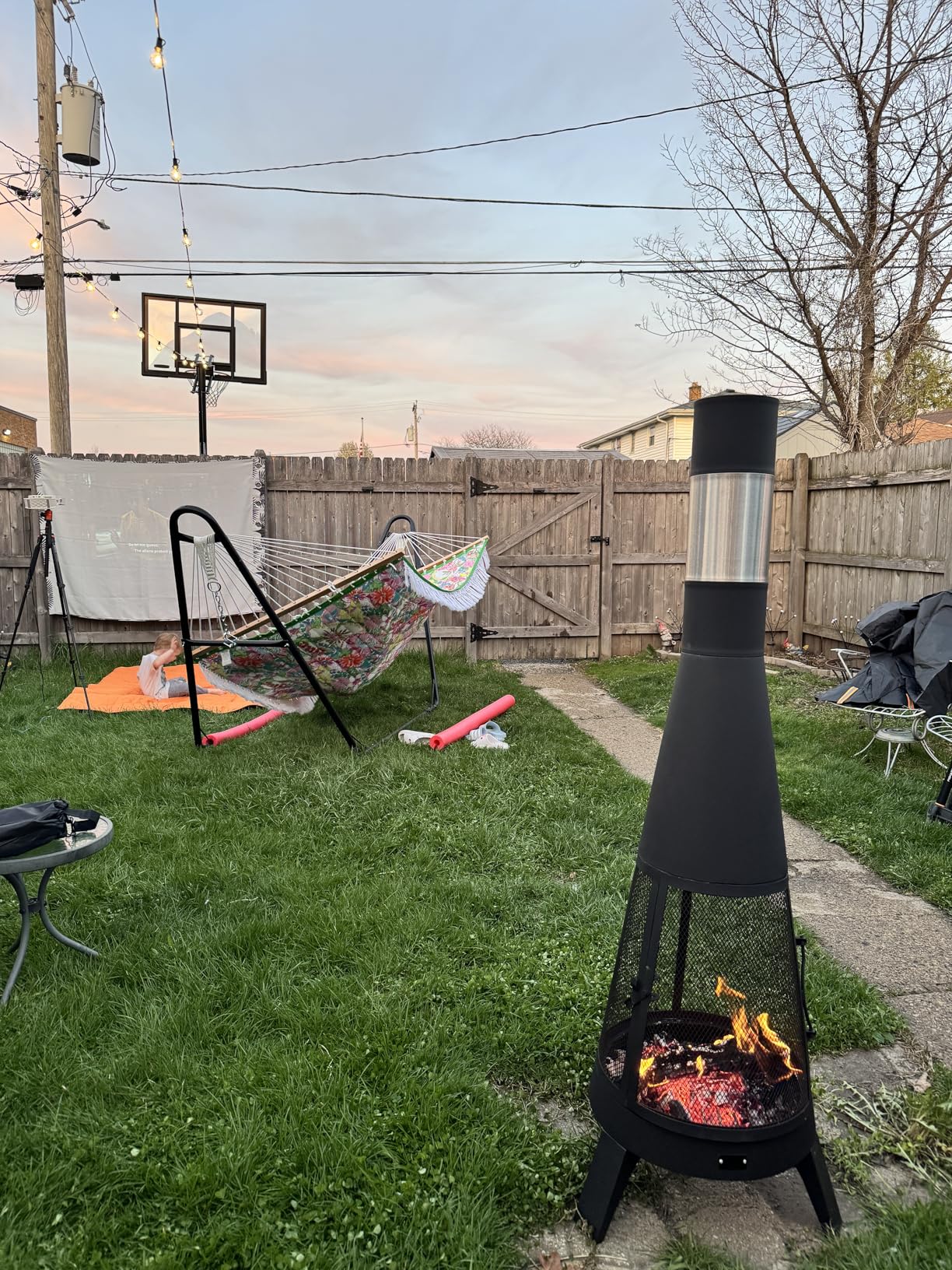 VEVOR Chiminea, 20 Inch Outdoor Wood Burning Firepit, Conical Fireplace for BBQ & Warming, Outside Wooden Fire Pit with Grill Mesh, Chimney Coat & Rustproof Chiminea Lid, for Patio, Garden, Backyard customer photo 1