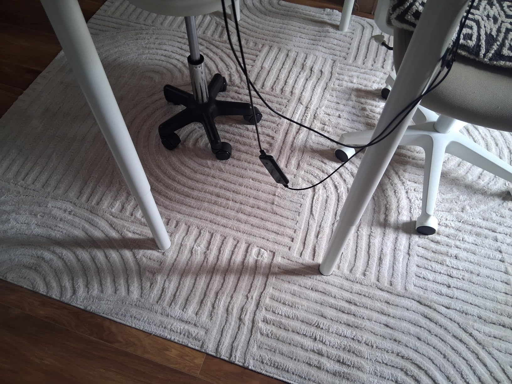 Pauwer 5x7 Washable Area Rugs for Living Room Modern Beige Solid Color Soft Fluffy Rugs for Bedroom Non Slip Boho Accent Indoor Mat Floor Carpet Cover for Kids Room Dining Room Kitchen Office customer photo 2