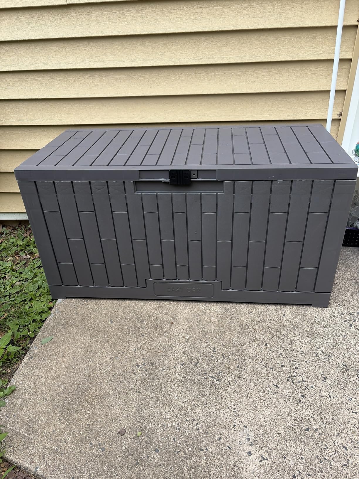 EAST OAK 120 Gallon Outdoor Storage Box | Large Resin Deck Box with Reinforced Stainless Steel Support | Waterproof & UV-Resistant Patio Storage Box for Cushions, Garden Tools & Accessories, Grey customer photo 1