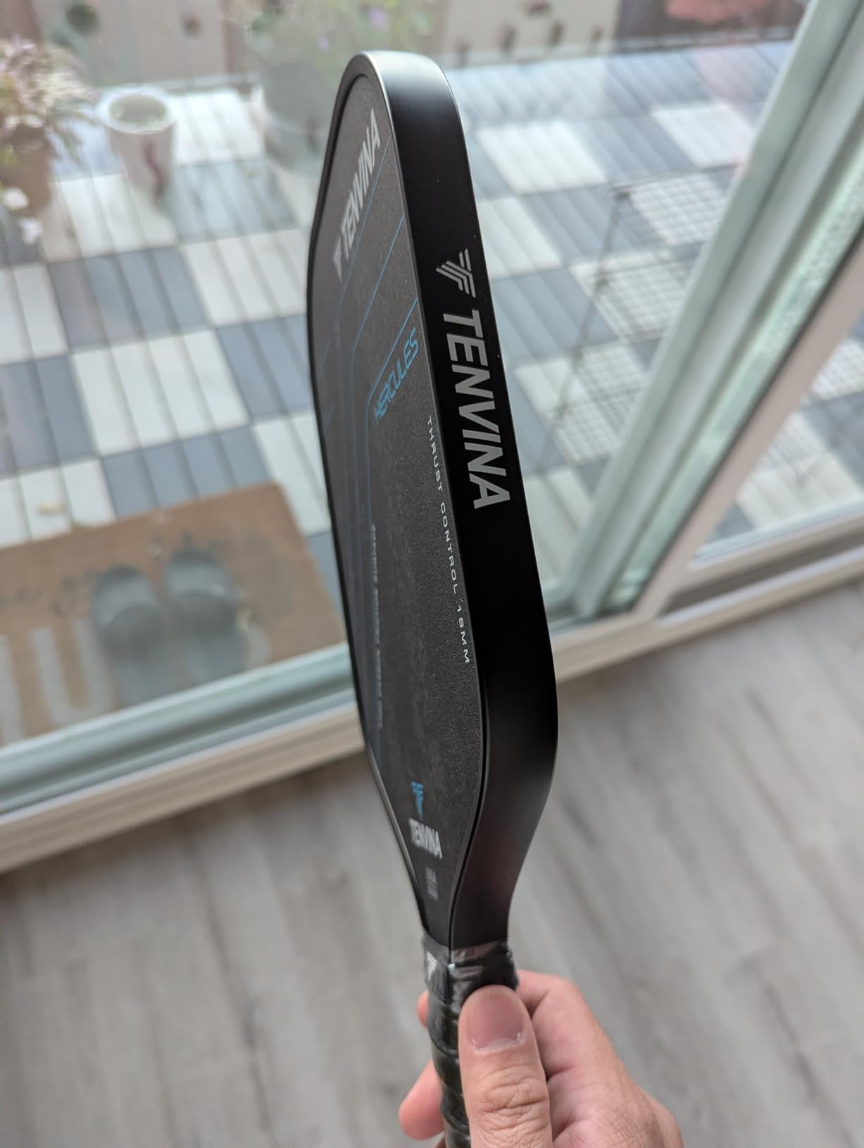 TENVINA Multi-Layer T700SC Textured Carbon Fiber Pickleball Paddle customer photo 1