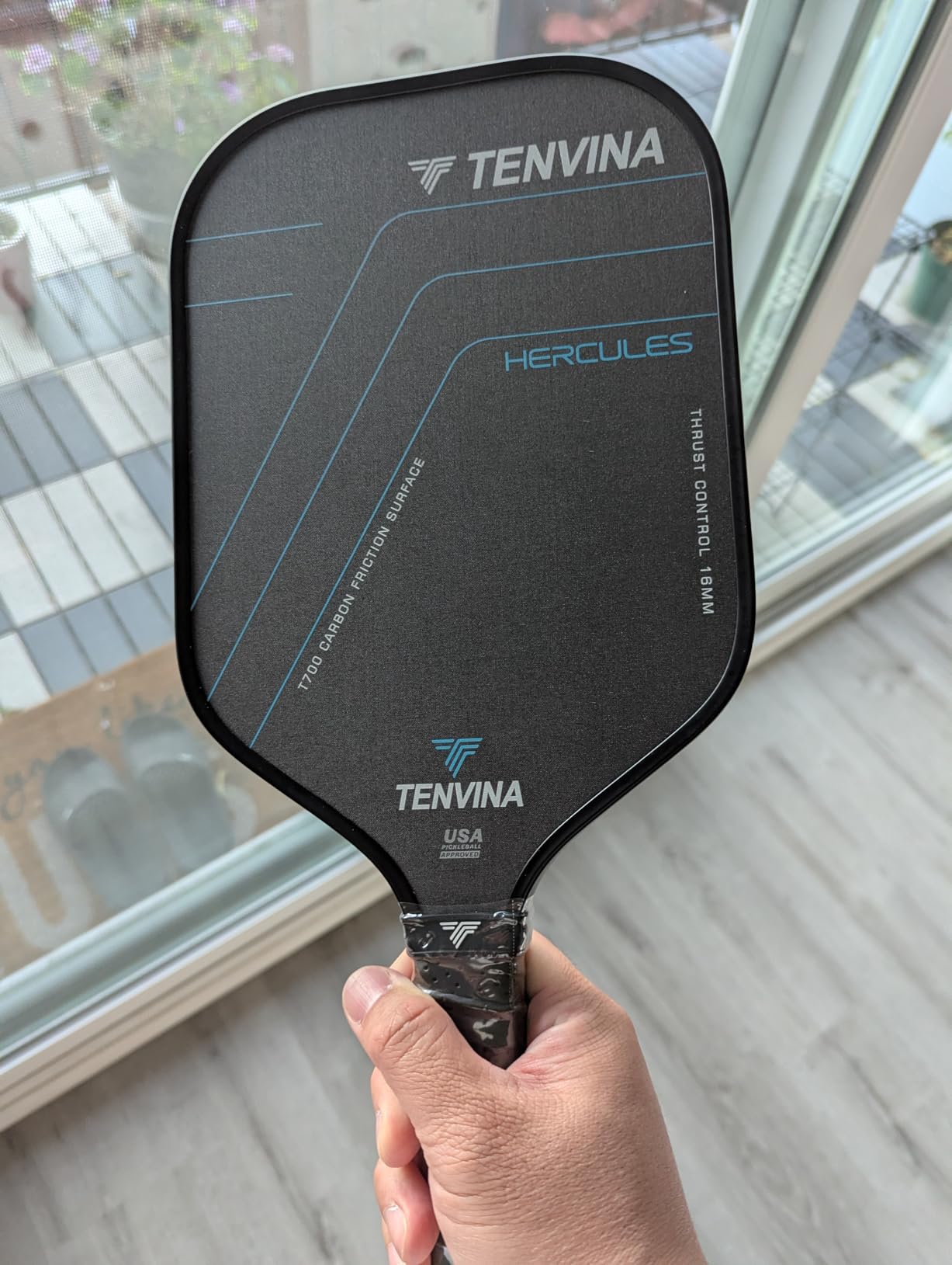 TENVINA Multi-Layer T700SC Textured Carbon Fiber Pickleball Paddle customer photo 2