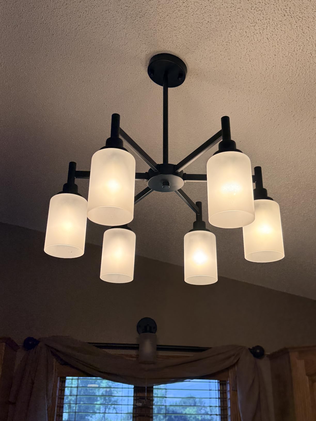 6-Light Rustic Farmhouse Chandelier, Dining Room Light Fixtures Over Table | Kitchen Chandeliers with Glass Cover, Vintage Industrial Hanging Lighting for Living Room Kitchen Island Entryway Foyer customer photo 1