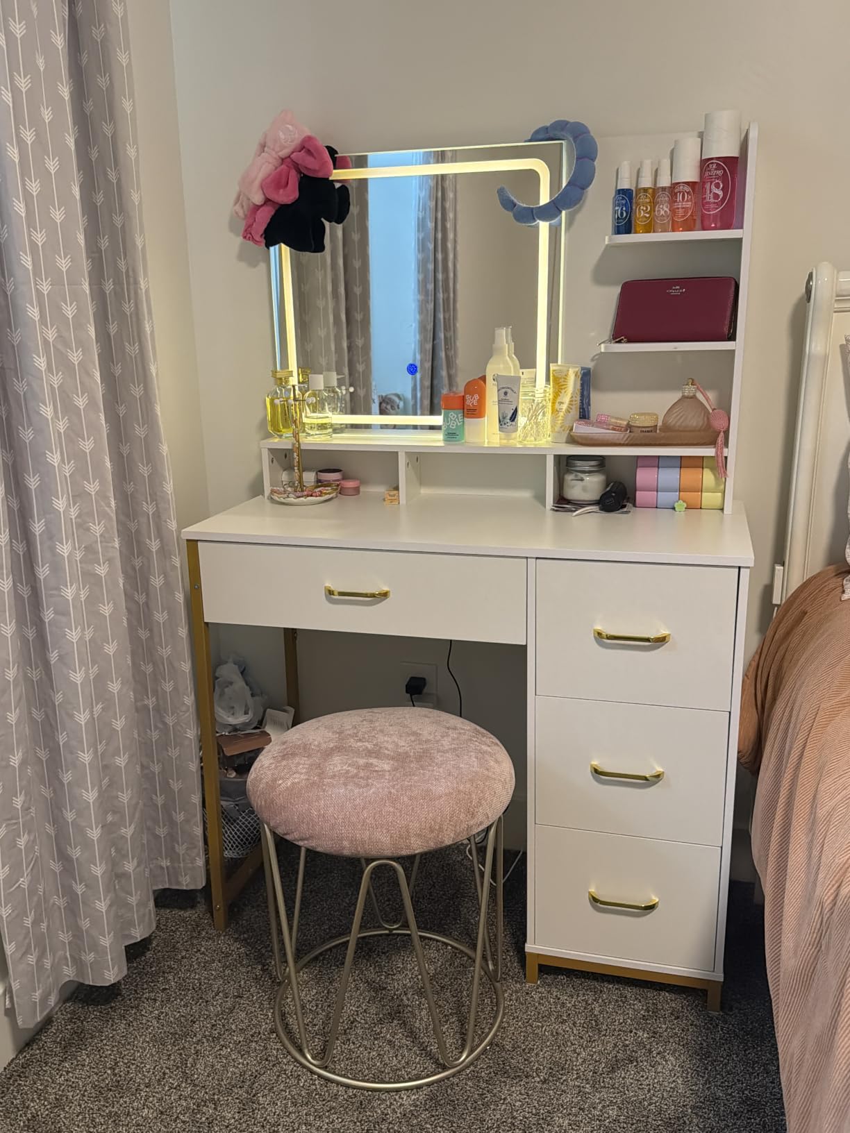 COMHOMA Vanity Desk with Mirror and Lights, Makeup Vanity Table with 4 Drawers & Storage Shelves, Large HD Mirror, 3 Color Modes & Adjustable Brightness, Modern Dressing Table for Bedroom, Pearl White customer photo 1