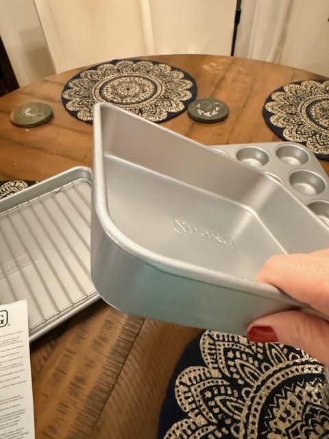 Viking Premium 5-Piece Nonstick Ceramic Baking Pans Set, Made without PFAS, Heavy Gauge Aluminized Steel Bakeware, Baking Sheet, Cooling Rack, Loaf, Muffin and Square Pan, Oven Safe for 475F, Silver customer photo 2