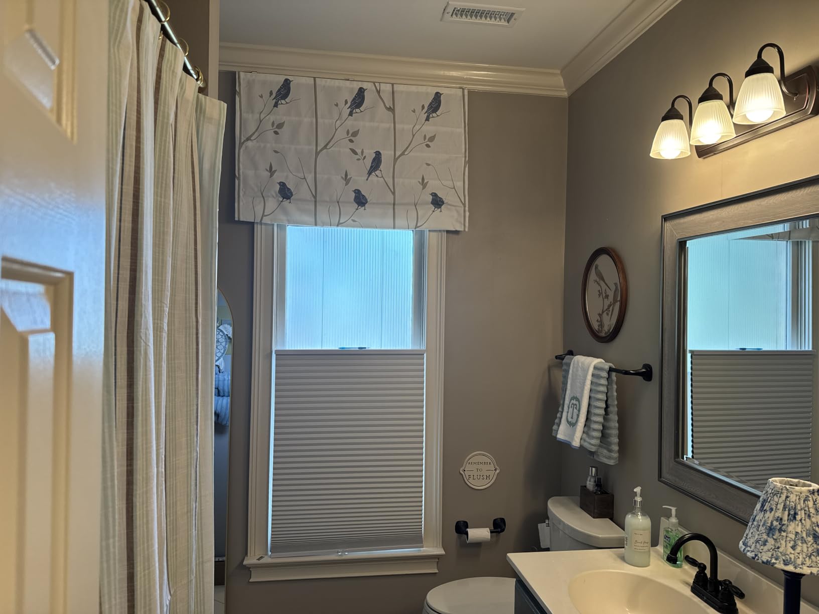 DEJAVU Cordless Linen Roman Shades for Windows, Washable Lined Fabric Roman Window Shades, Custom Blackout Roman Blinds for Doors, Kitchens, Bedroom, Living Room, Soft Linen Off-White customer photo 2