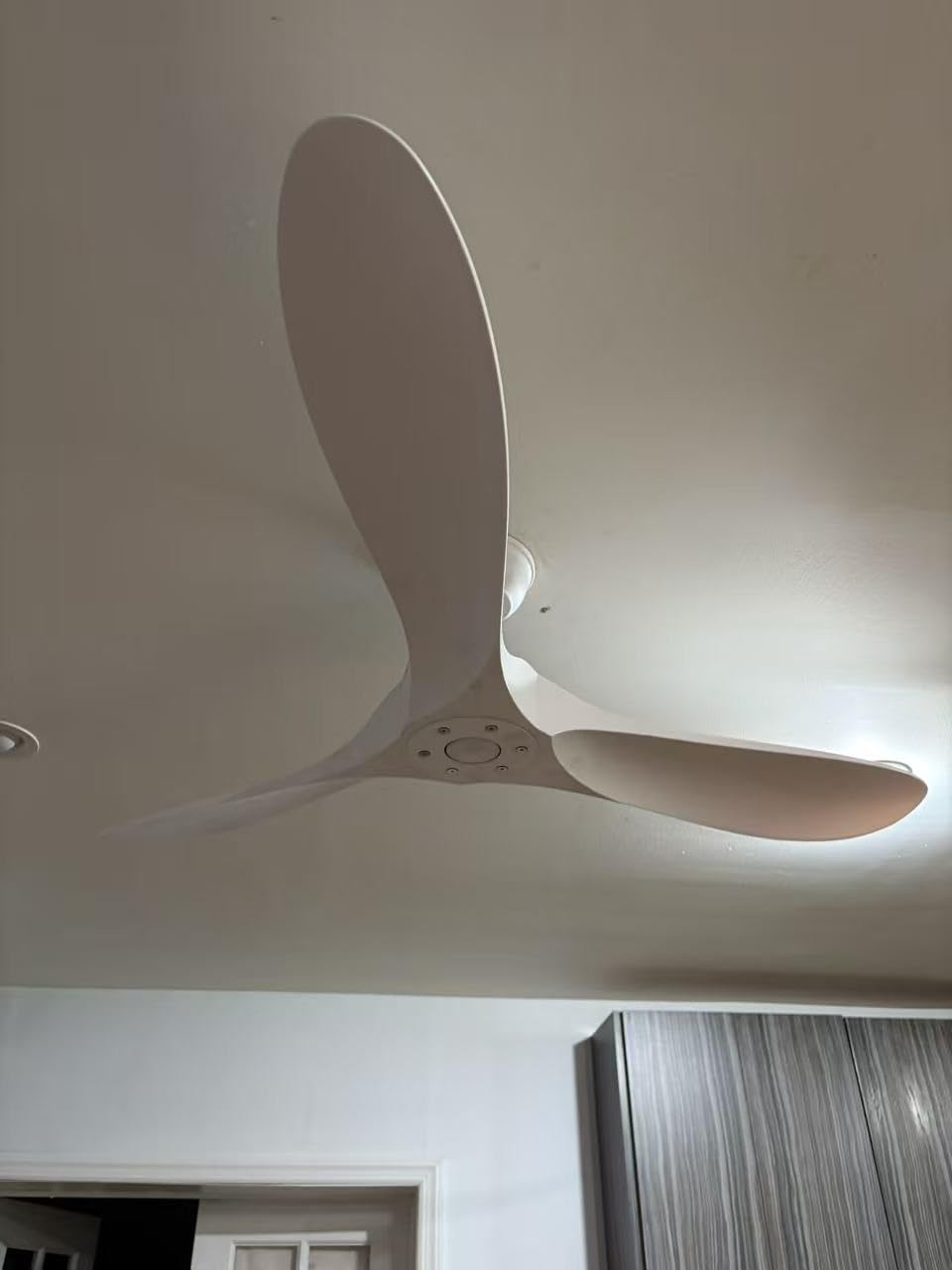 Obabala Black Outdoor Ceiling Fan, 52 inch Ceiling Fans No Light with Remote Control, 3 Blades, 6 Speed Reversible DC Motor Modern for Patios, Living Room, Bedroom, Porch customer photo 2